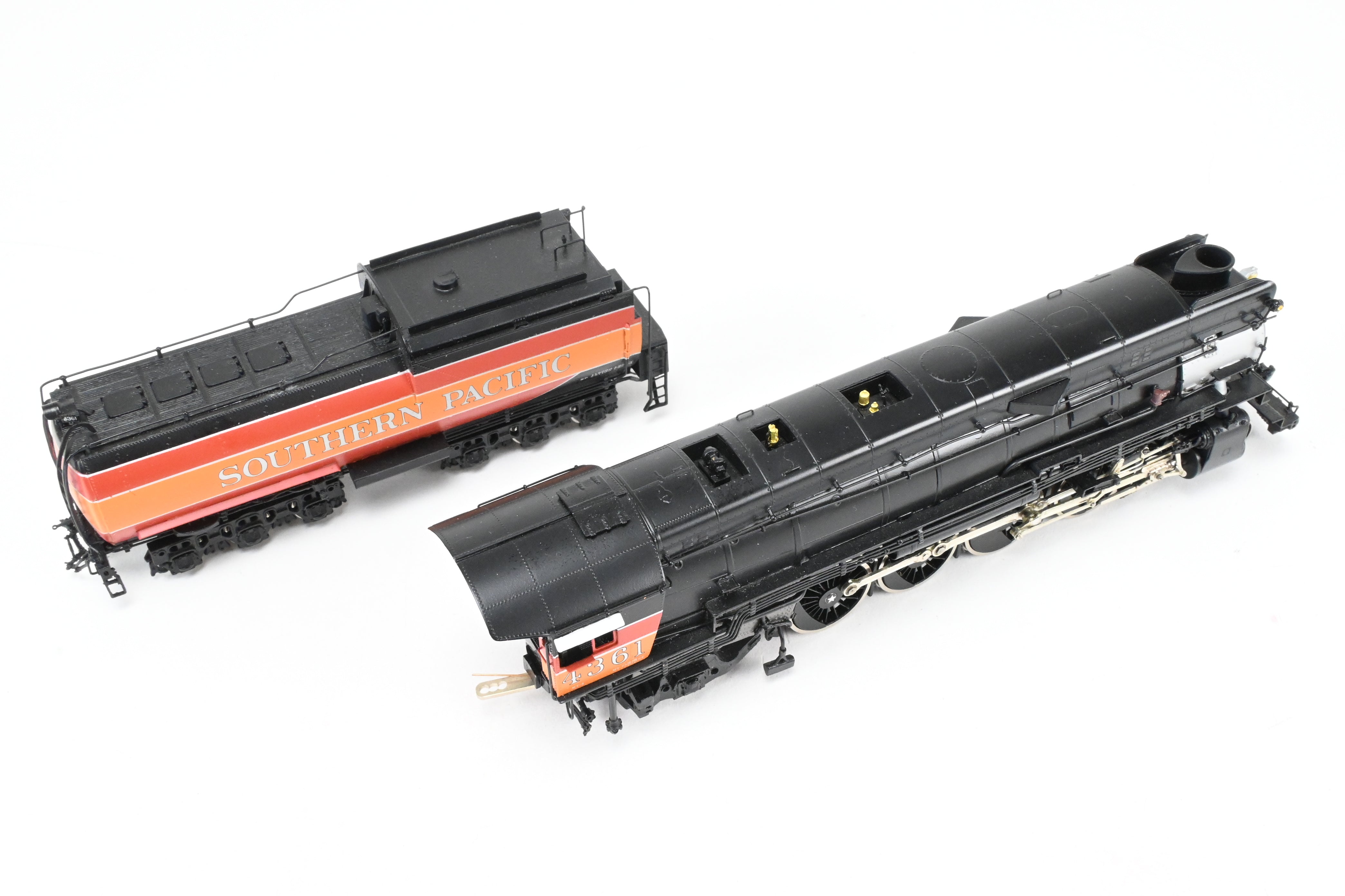 High - Quality HO Scale Brass CON Key Imports Southern Pacific MT - 4 4 - 8 - 2 Semi - Streamlined Mountain Steam Locomotive Model FP in Partial Daylight Scheme, Number #4361