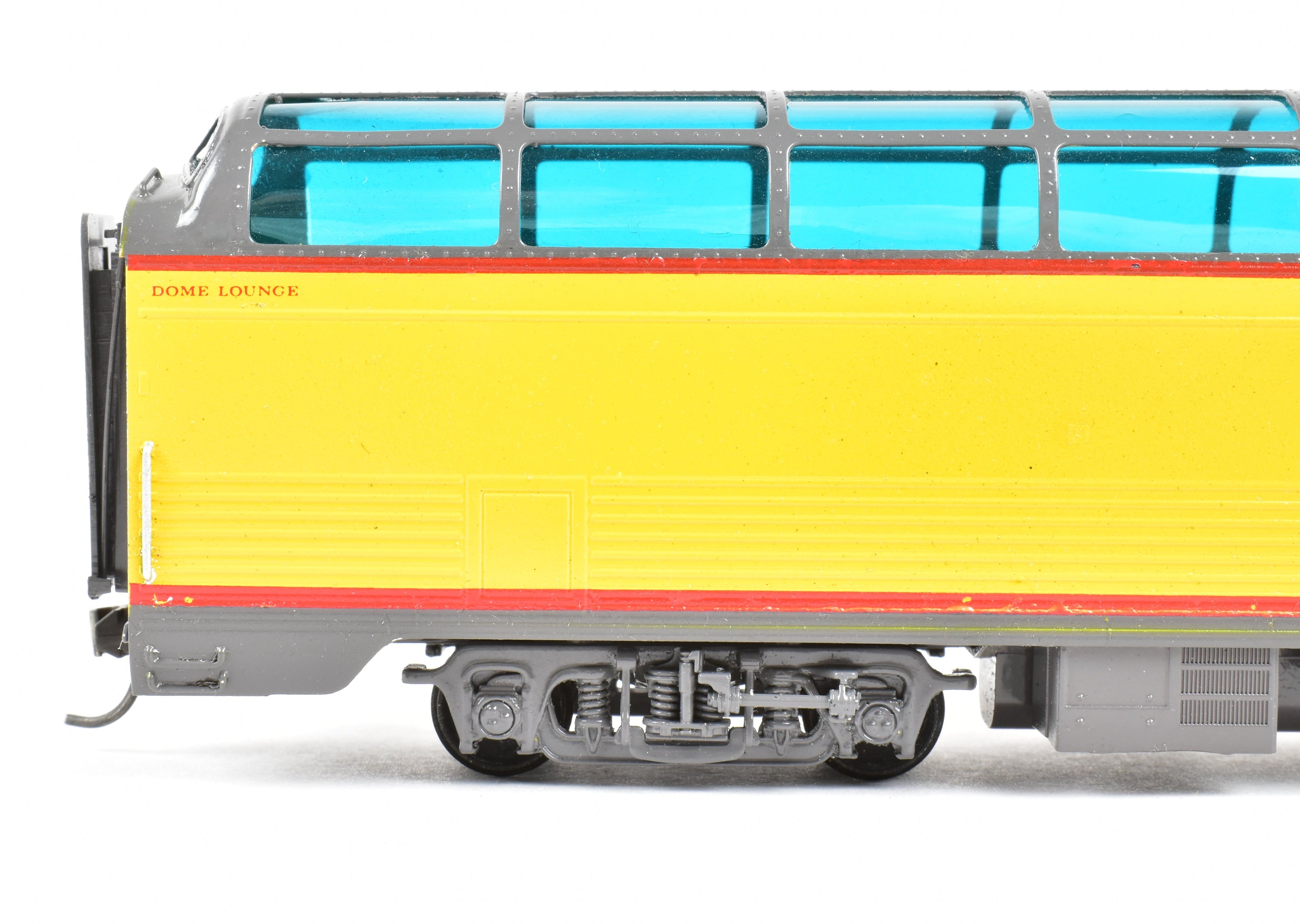 High - Quality HO Scale Brass Model Railroad Car - Southern Pacific 3/4 Dome #3603 with Corrugated Design, Custom Painted and Upgraded for Soho SP