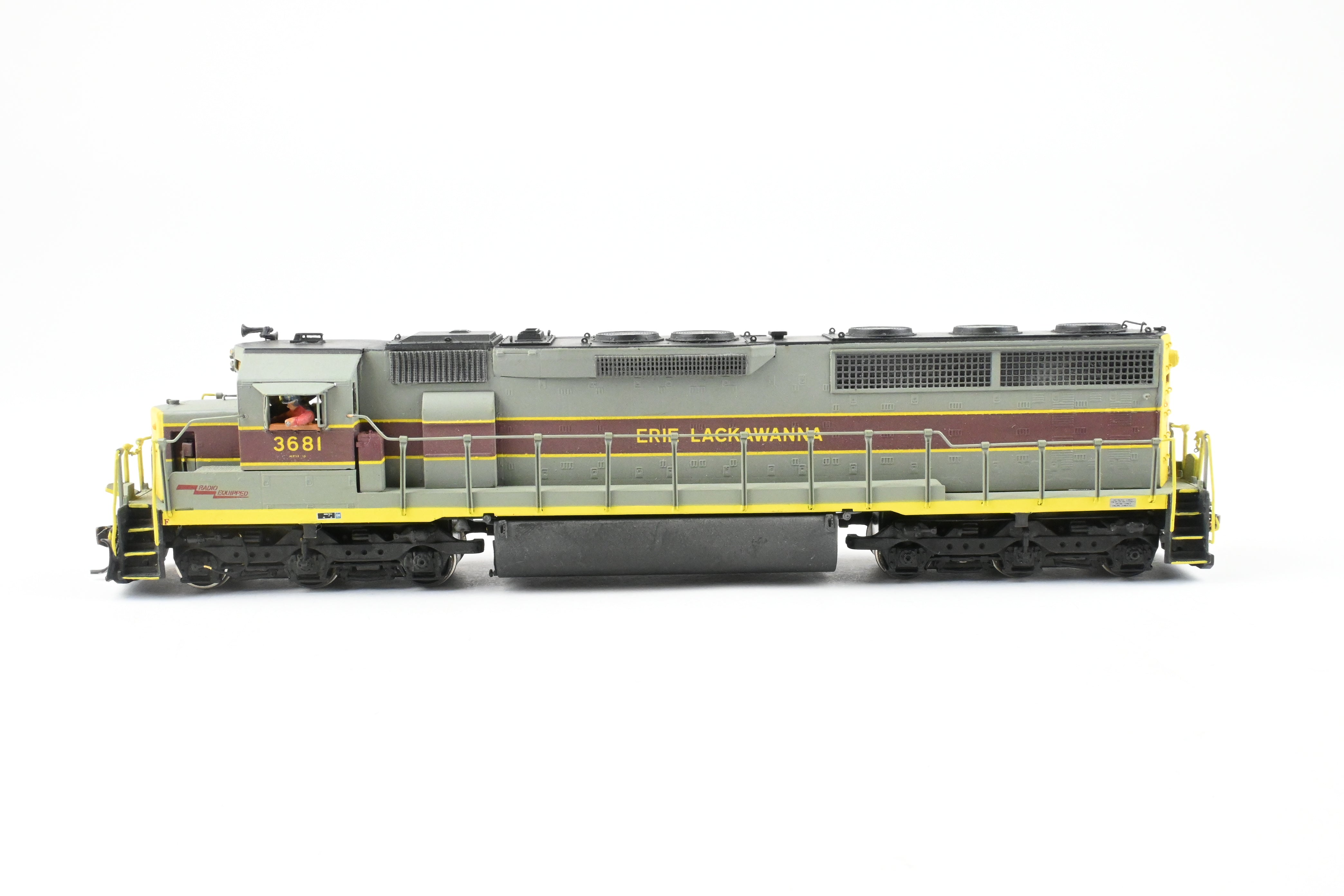 HO Scale Brass Erie Lackawanna EMD SD45 - 2 3600 HP Custom Painted Model