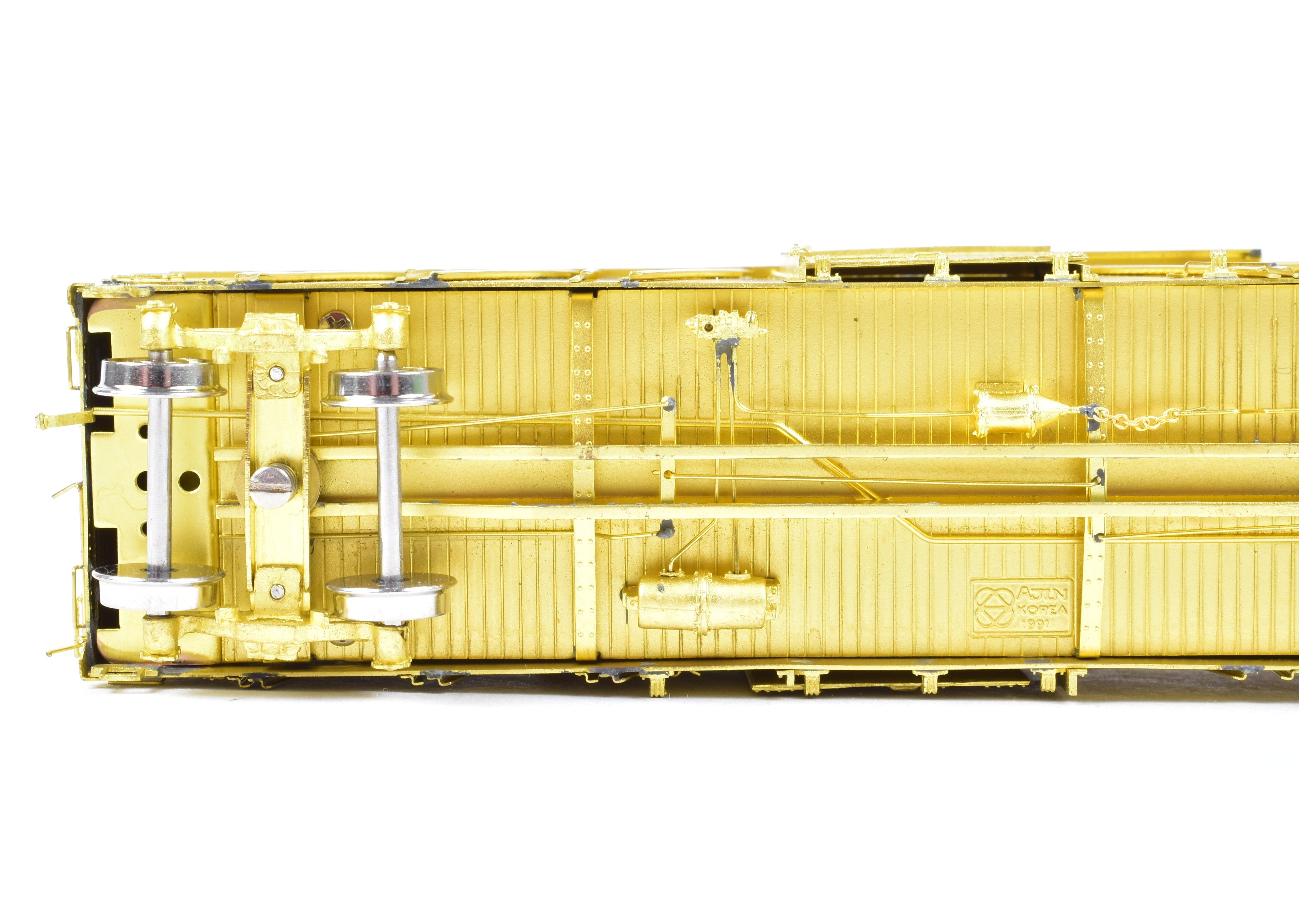 HO Scale Brass Wabash Auto Boxcar Model by Overland Models, Inc. (Series #76000 - 76238)