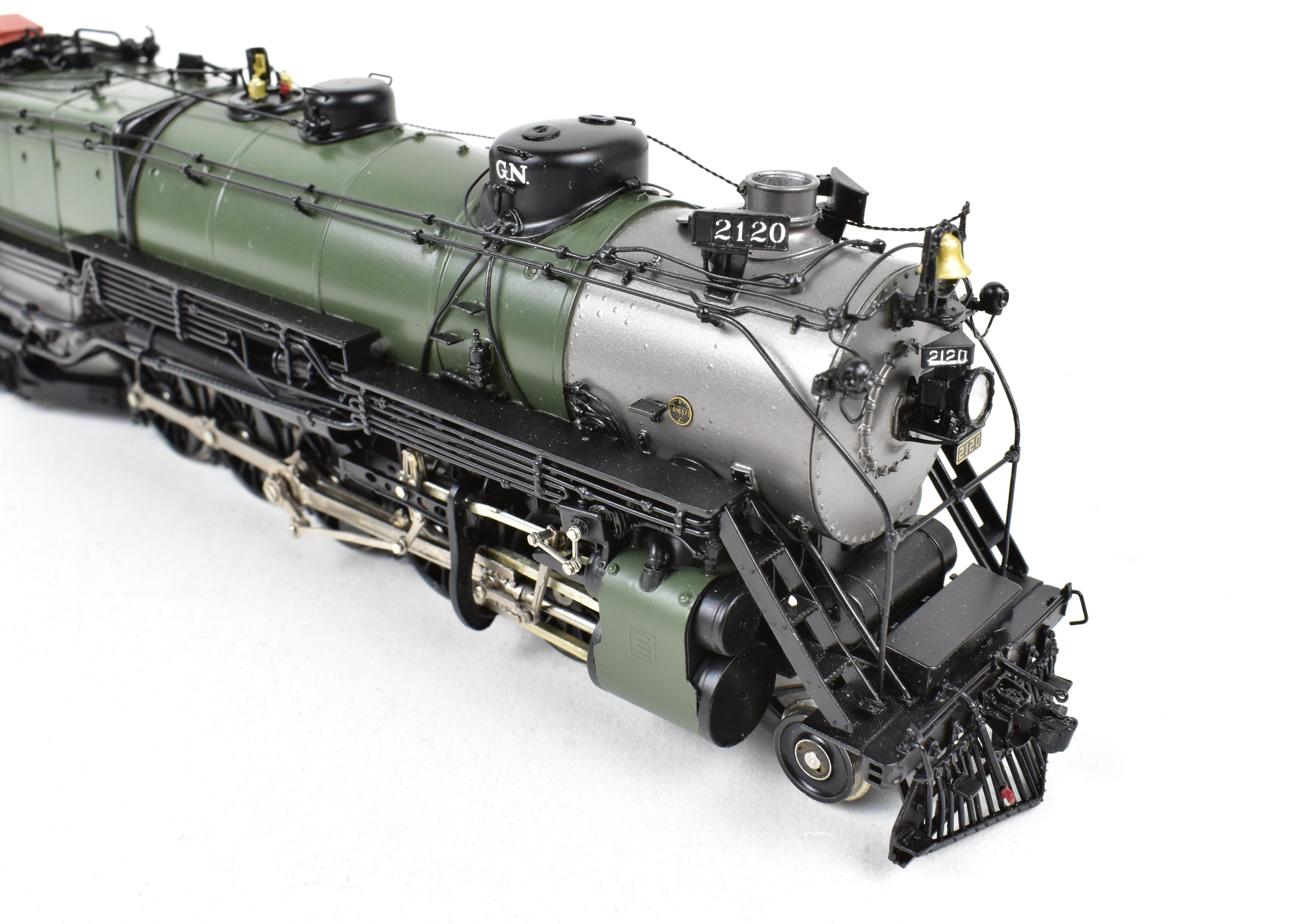 HO Scale Brass Locomotive - Challenger Imports GN - Great Northern Q - 1 2 - 10 - 2 No. 2120 FP Glacier Park Model