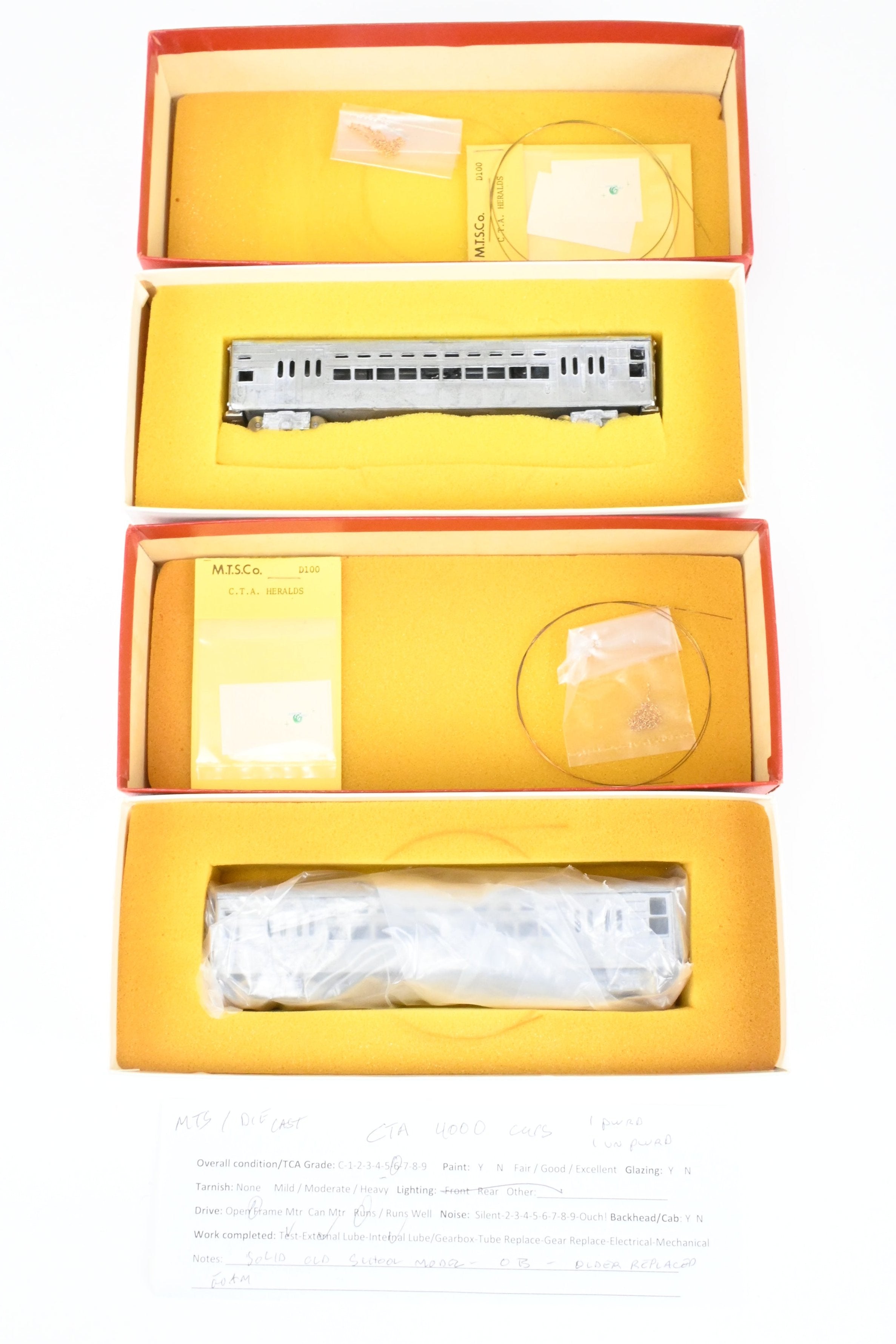 HO Scale Diecast Model Train Set - Chicago Transit Authority 1 - 50 Series Rapid Transit L Two - Car Set by MTS Imports