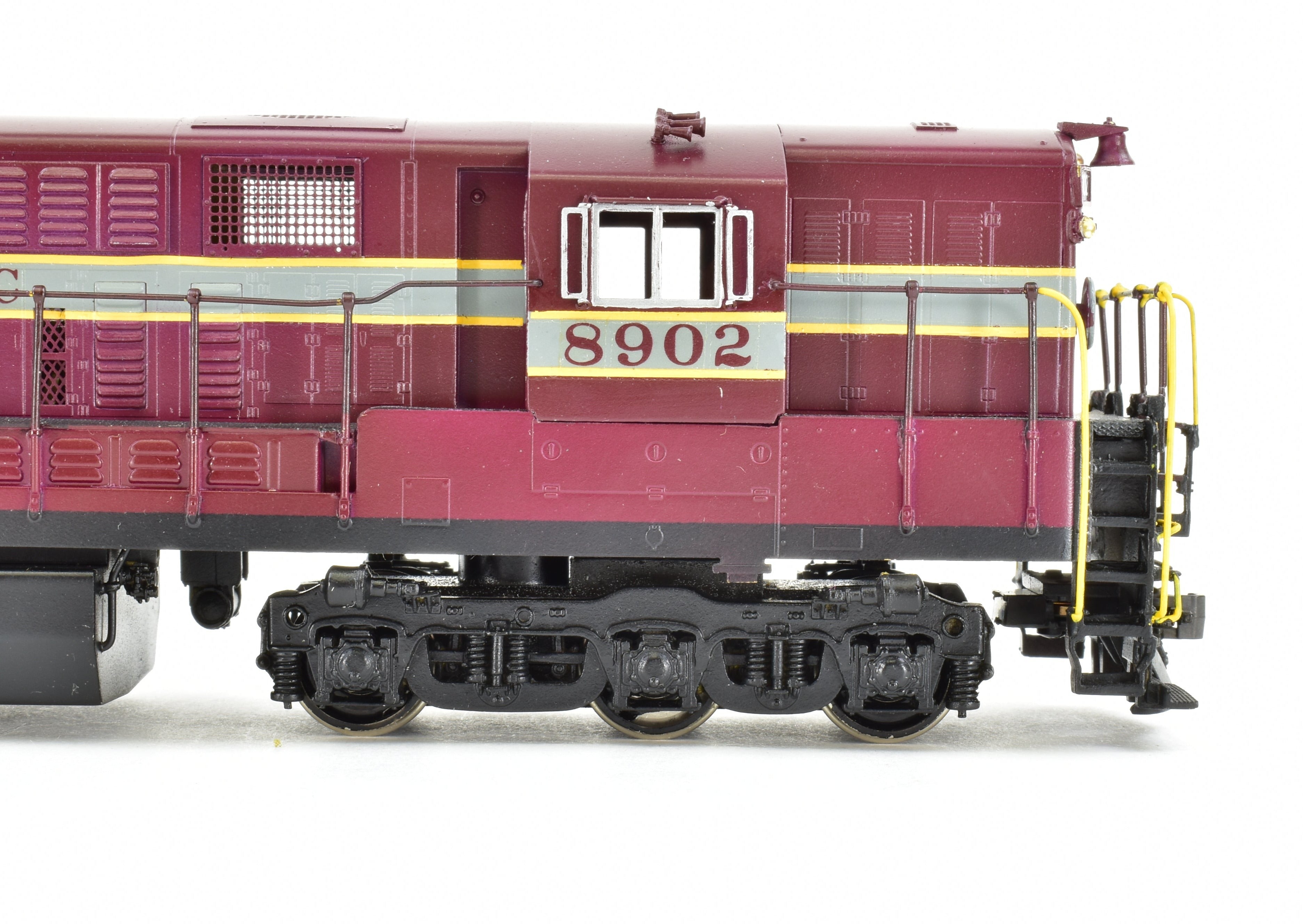 High - Quality HO Scale Brass Alco Model Train of Canadian Pacific Fairbanks Morse FM H - 24 - 66 Professionally Painted No. 8902 with New Northwest Short Line Gears