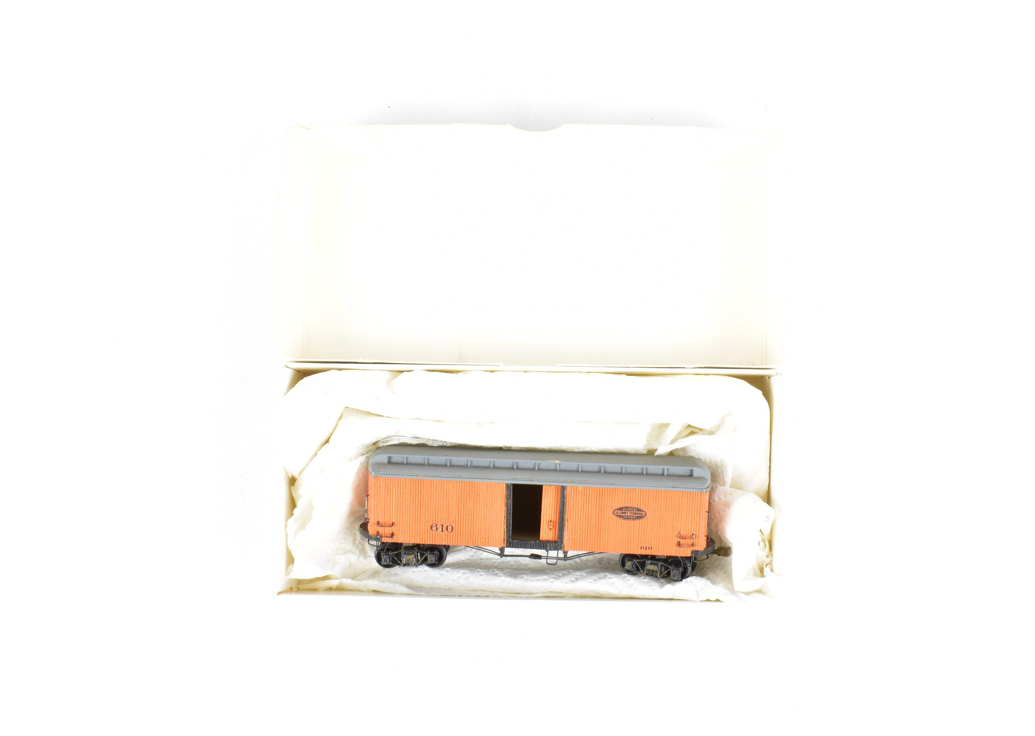 La Belle Woodworking Illinois Terminal Freight/Baggage Trailer #610, Well-Built & Painted