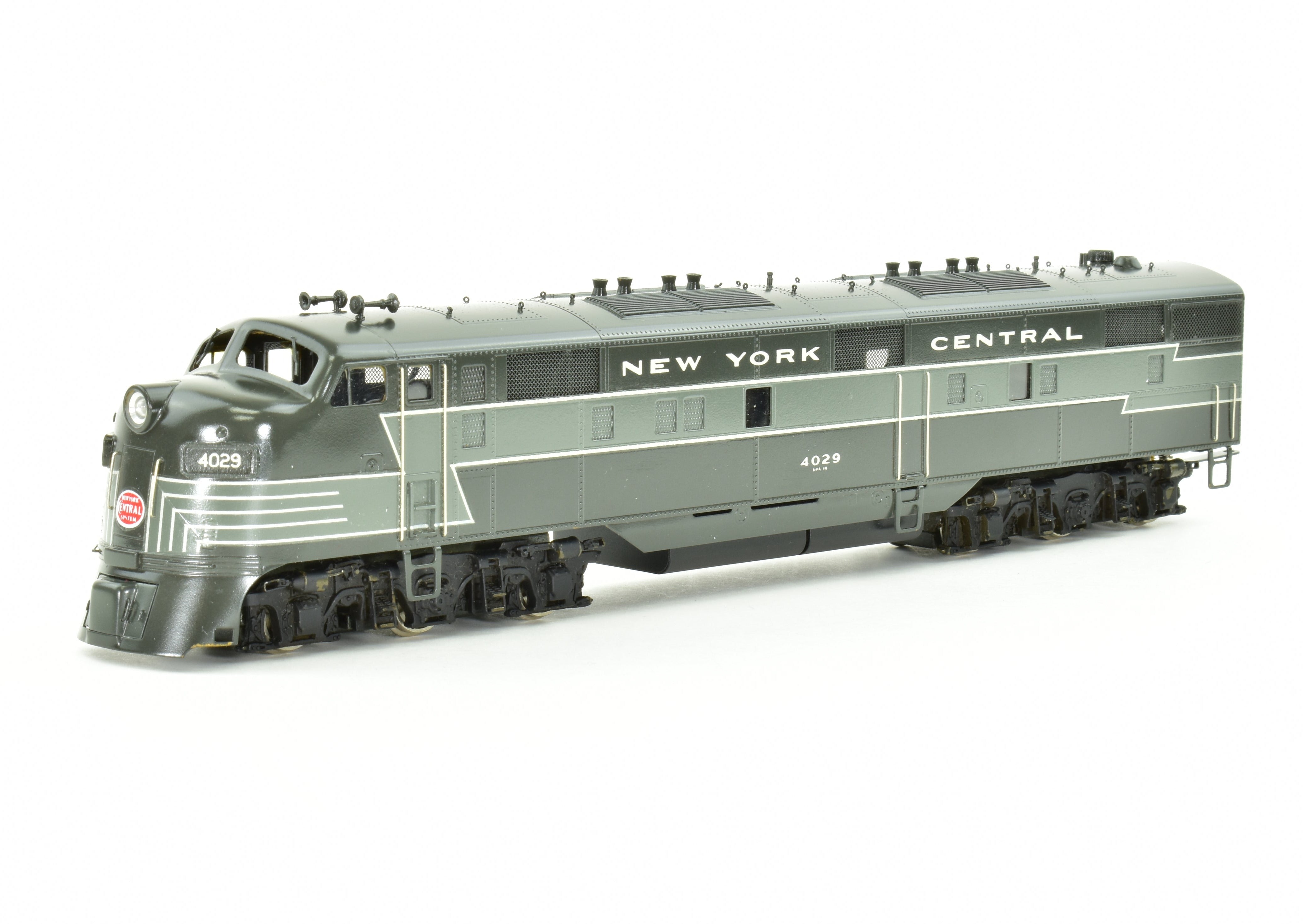 HO Scale Brass Model Train Set - Erie Limited NYC - New York Central 1948 20th Century Limited with 2 E7 A/B Locomotives and 9-Car Set