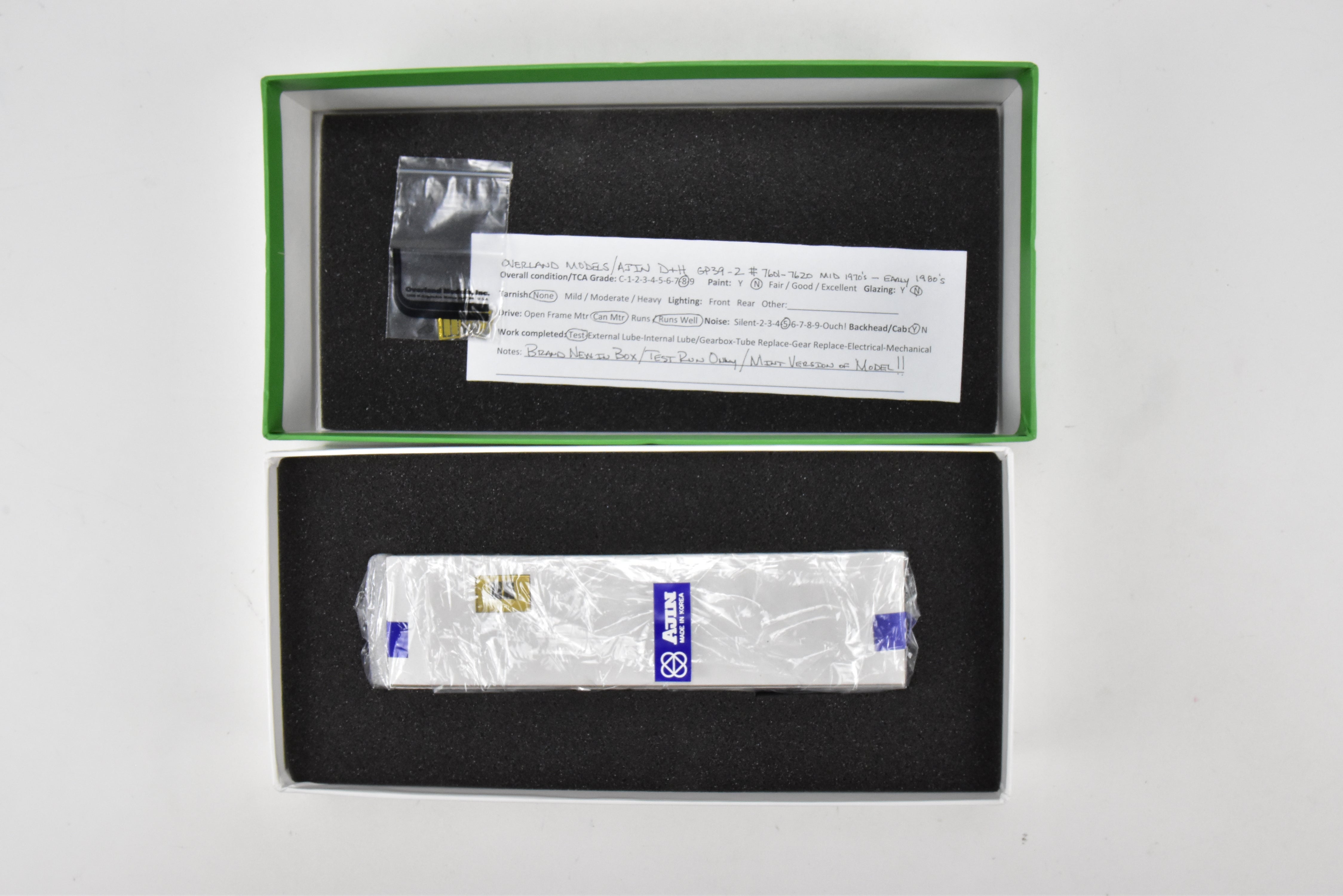 HO Scale Brass Locomotive Model by Overland Models, Inc. (OMI) - Delaware and Hudson EMD GP39-2 Engines Nos. 7601 - 7620