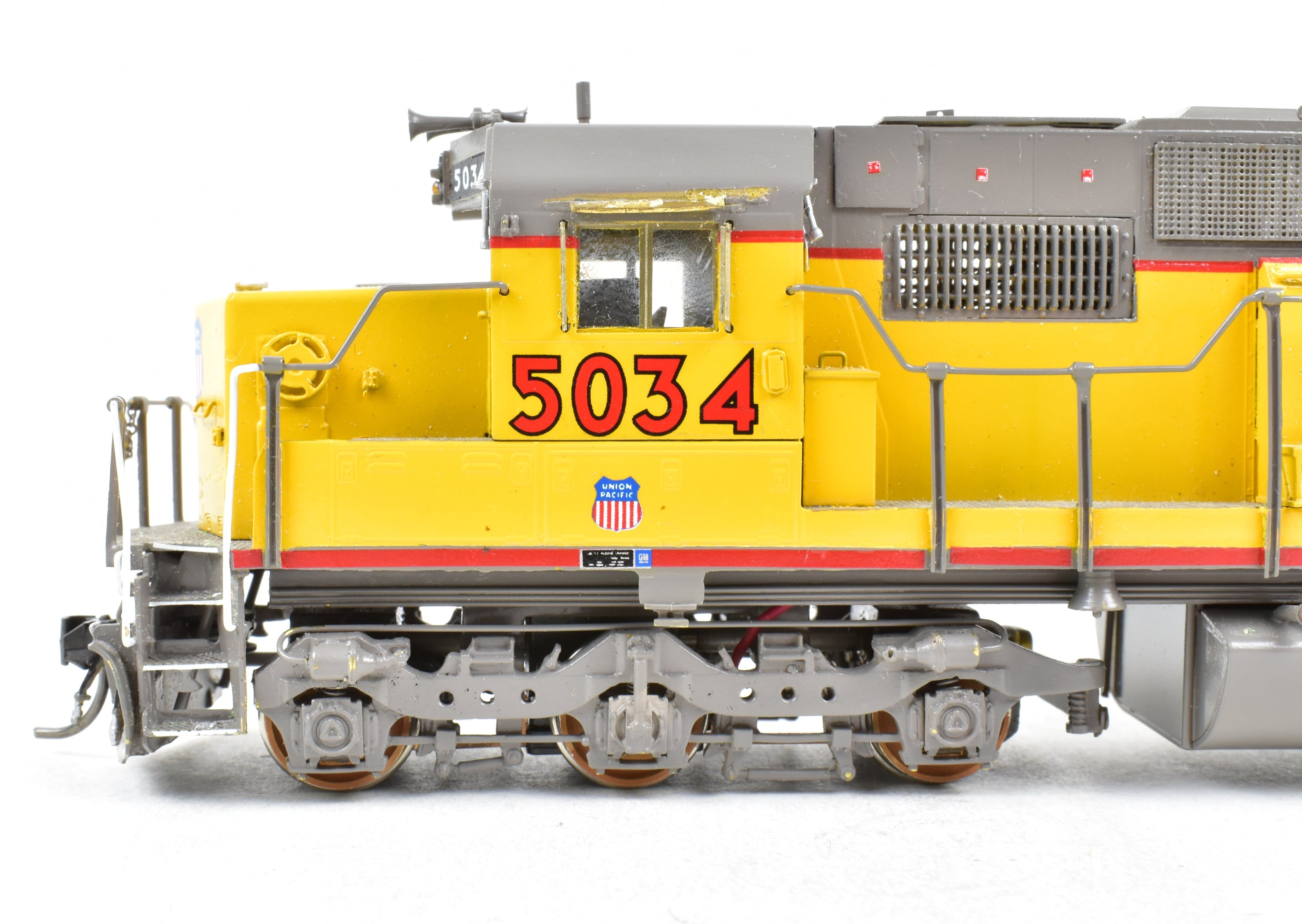 HO Scale Brass Model Train - Overland Models, Inc. Union Pacific EMD SD50 Locomotive CP No. 5034 with DCC Digital Control
