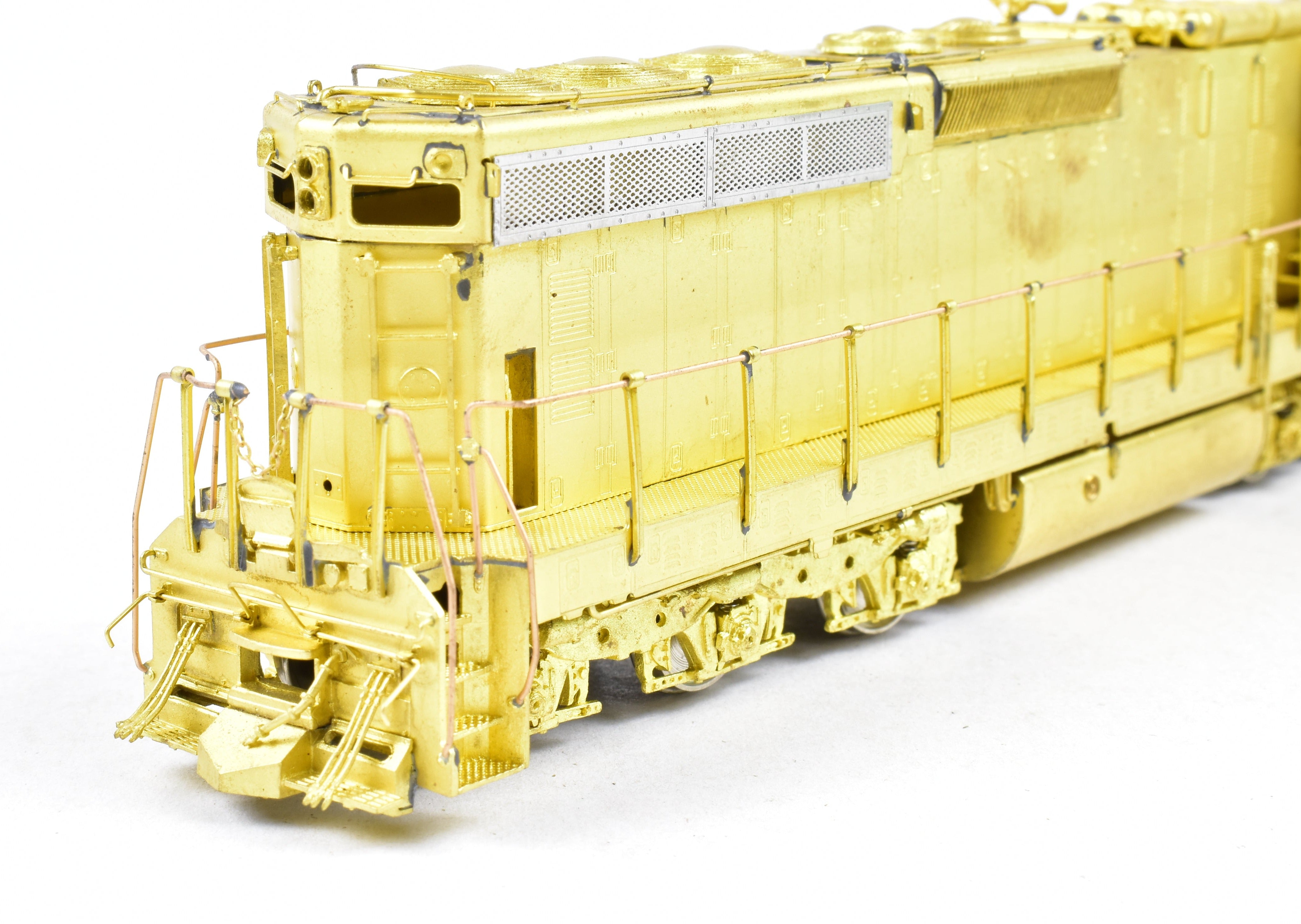 HO Scale Brass Locomotive Model by Overland Models, Inc. (OMI) - ATSF - Santa Fe EMD SD24 #4500 - 4579 from the 1970s Era
