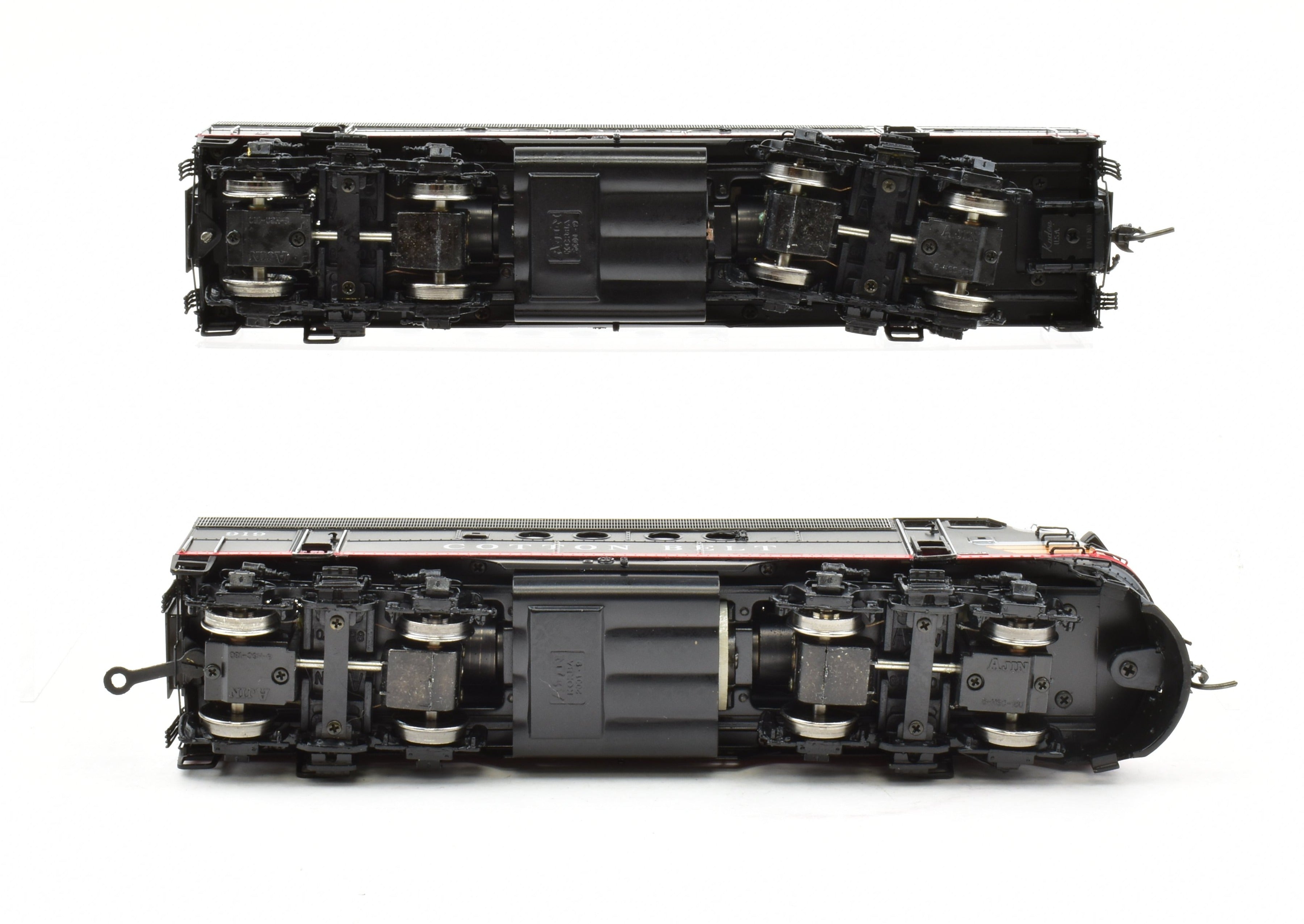 High - Quality HO Scale Brass Division Point DVP Model - Cotton Belt EMC FTA/B Set with Factory Painting