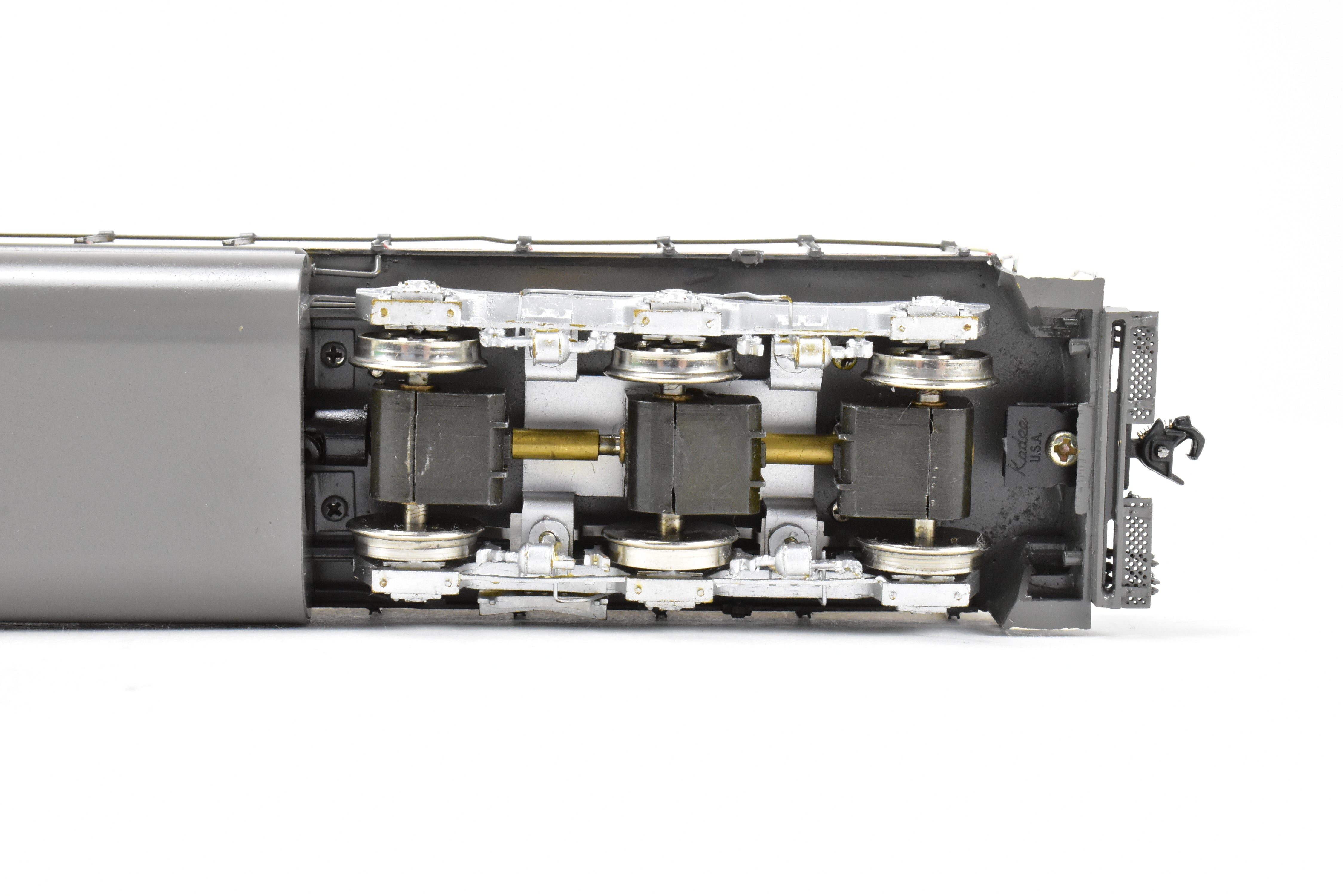 HO Scale Brass Model Train - Overland Models Inc. Union Pacific EMD SD40 Low Hood Locomotive with Dynamic Brakes, Low Mounted Brake Cylinders, Custom Painted as UP No. 3054