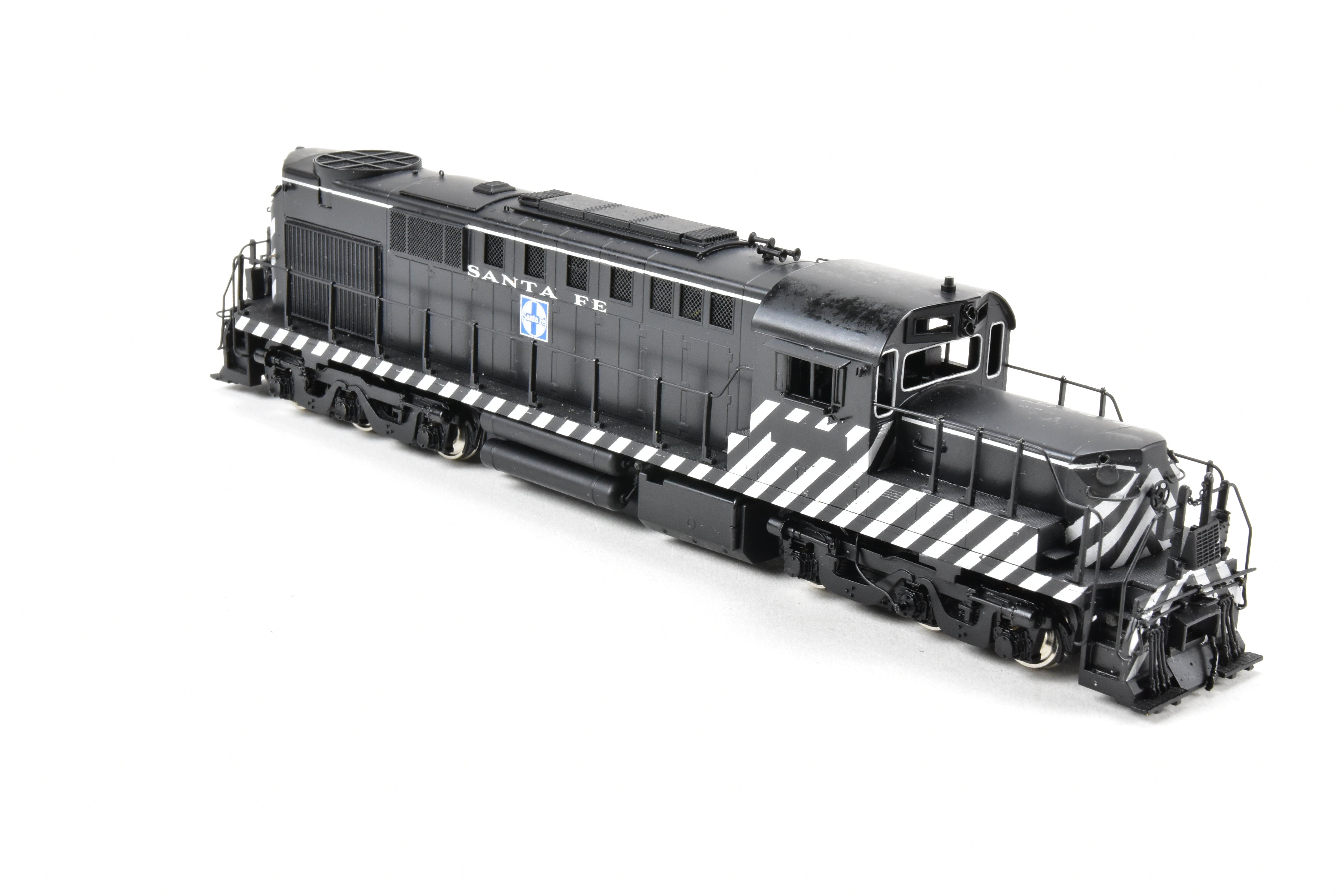 HO Scale Brass Model Train Imported by Brass Key Imports - ATSF Santa Fe RSD - 15 (DL - 600B) Low - Hood Custom Series #69 Factory - Painted But Un - Numbered Model