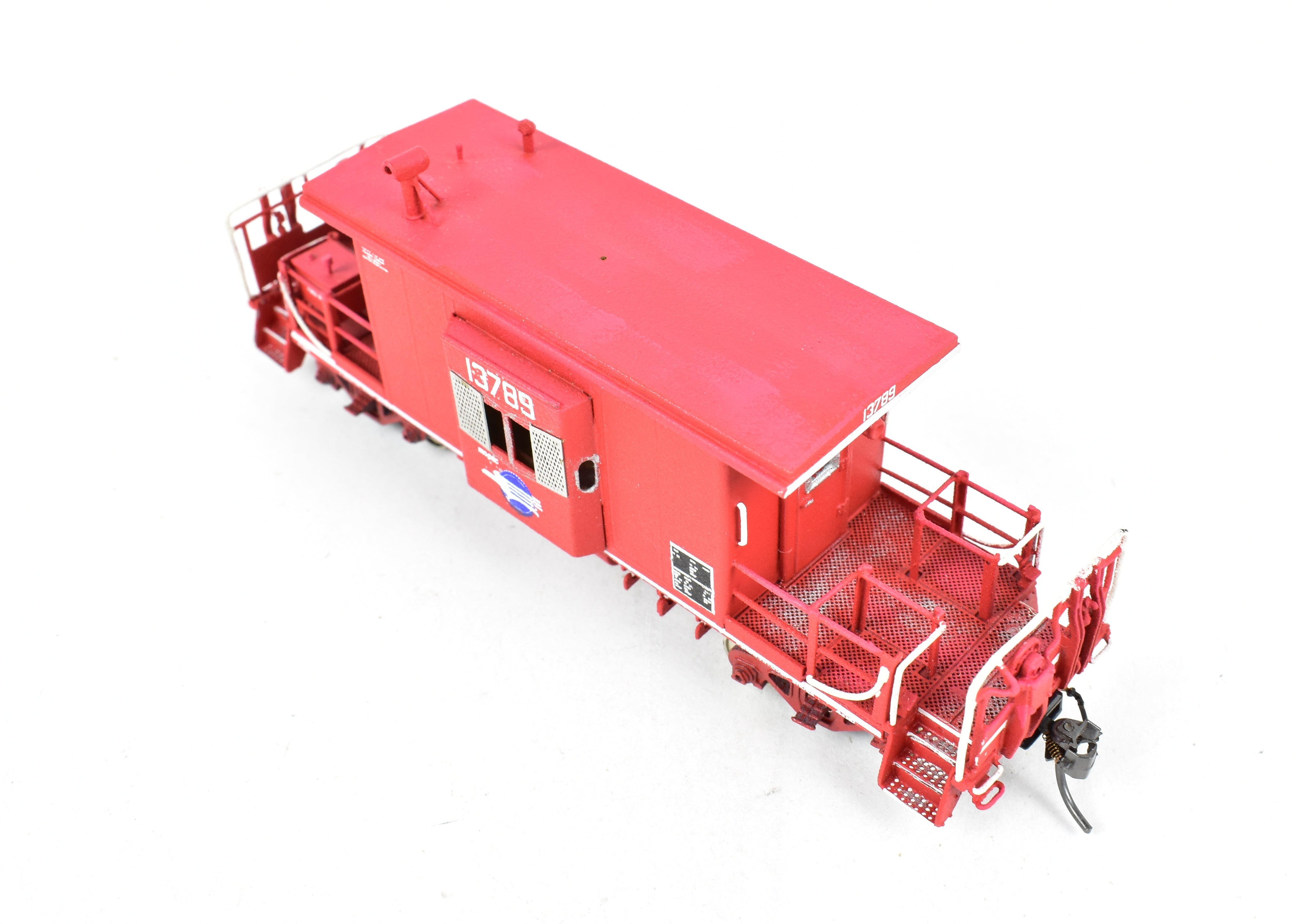 OMI HO Brass Missouri Pacific Bay Window Caboose with Small Side Windows, Custom Painted