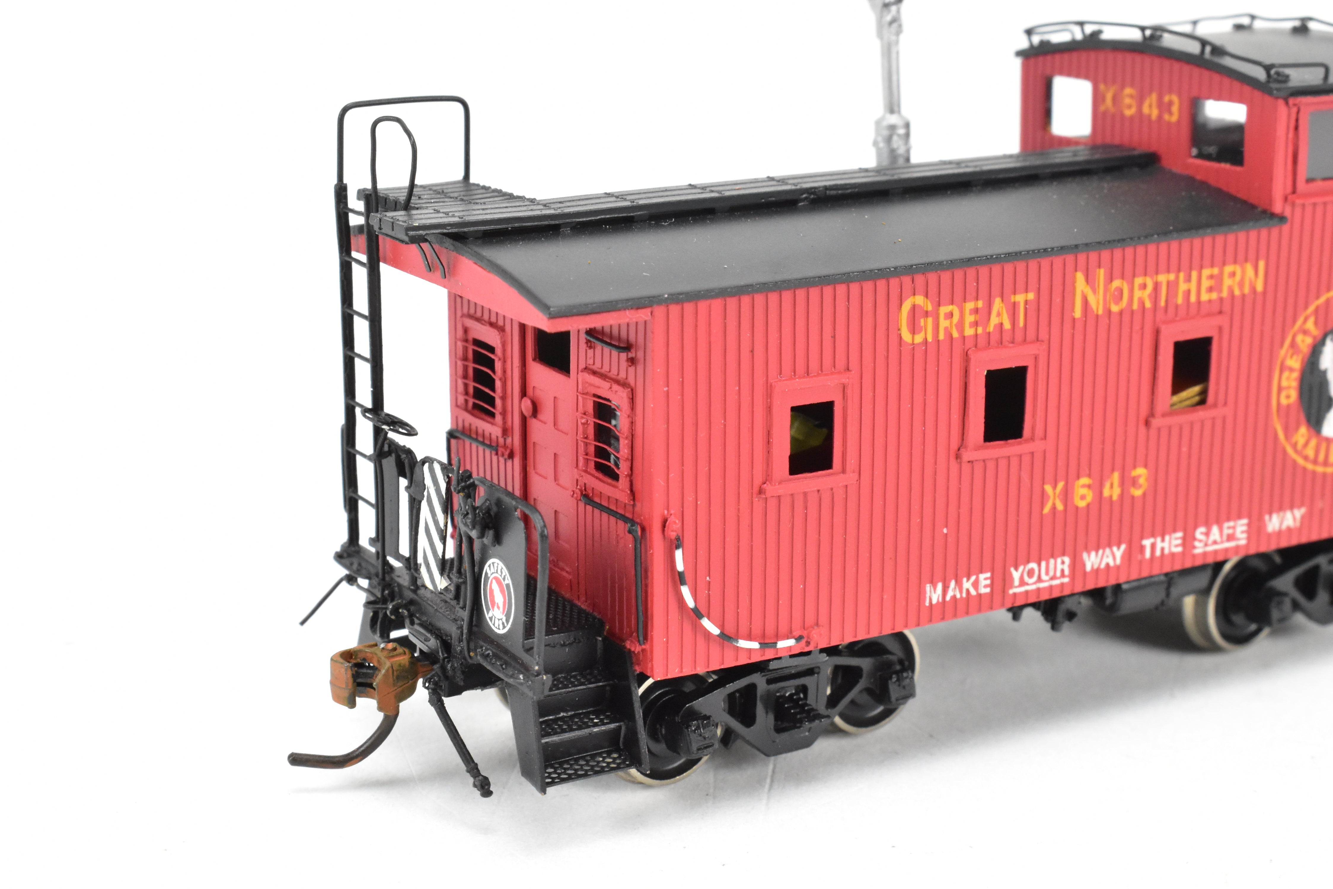 HO Scale Brass American Model Company GN 25-Foot Wood Caboose C/P #X643