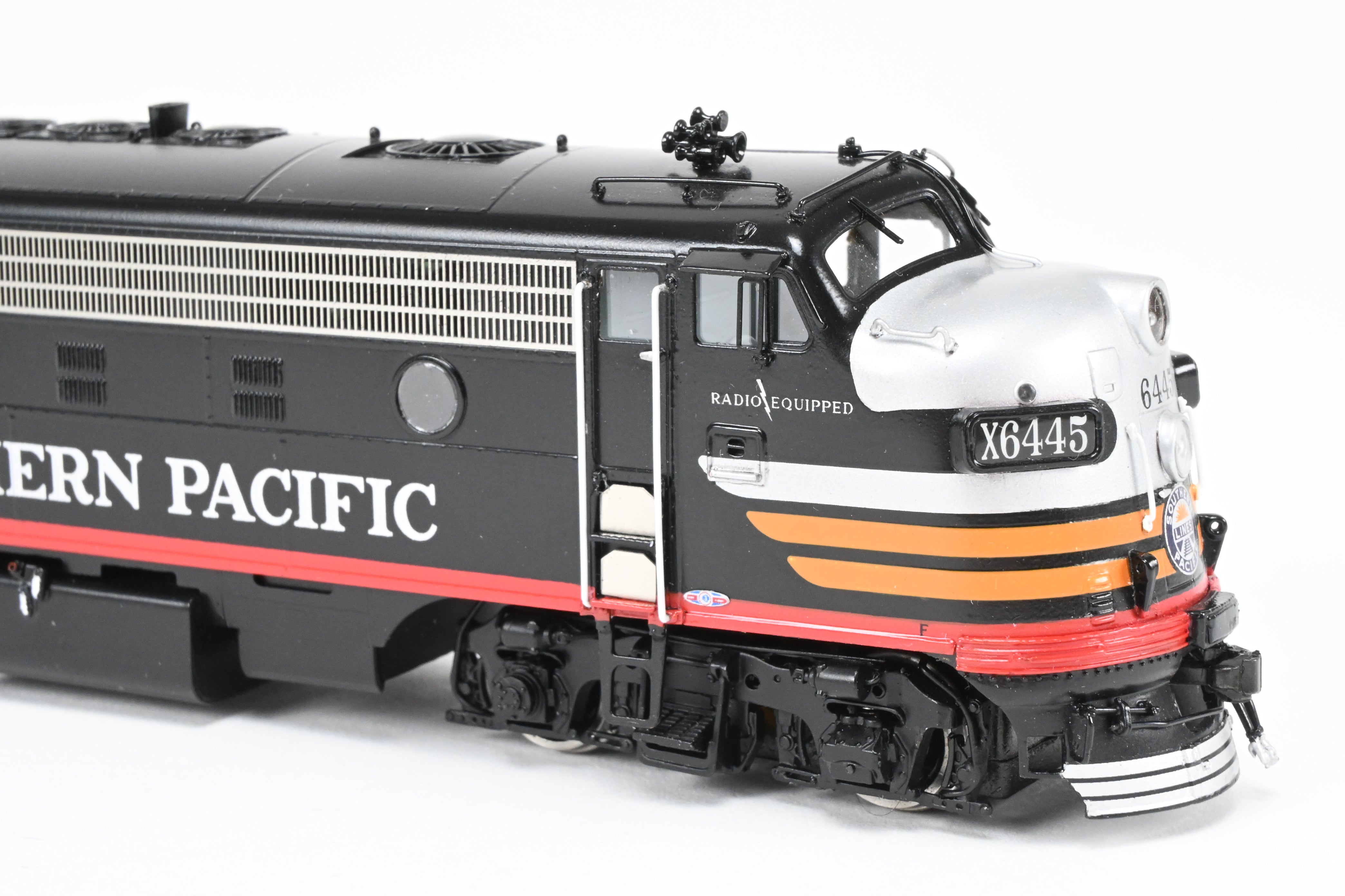 HO Scale Brass EMD FP7A/F7B Set in SP Black Widow Scheme