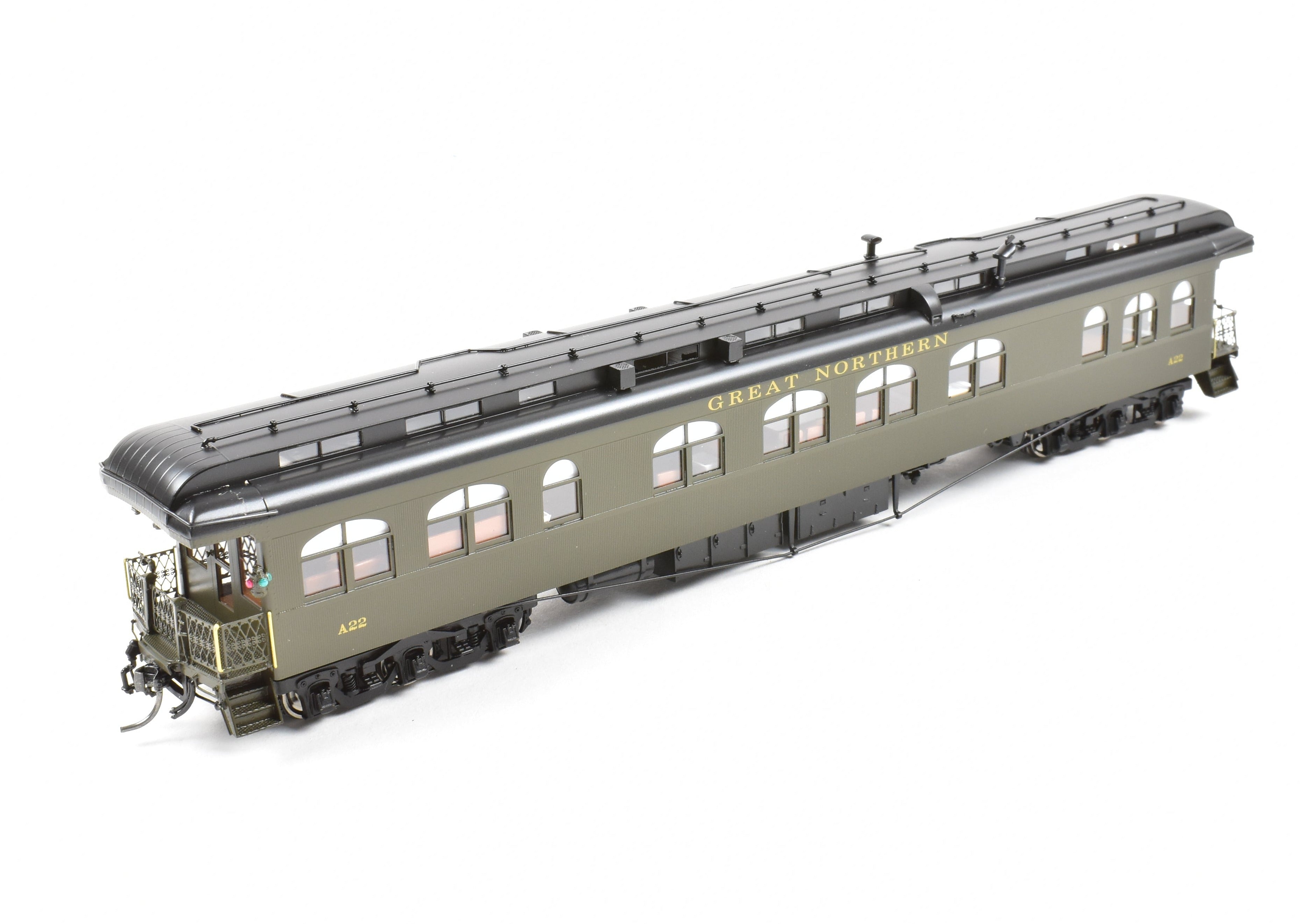 High - Quality HO Scale New Brass Model of North Bank Line (NBL) and Great Northern (GN) A22 Business Car with Wood Sides in Pullman Green for Model Train Enthusiasts