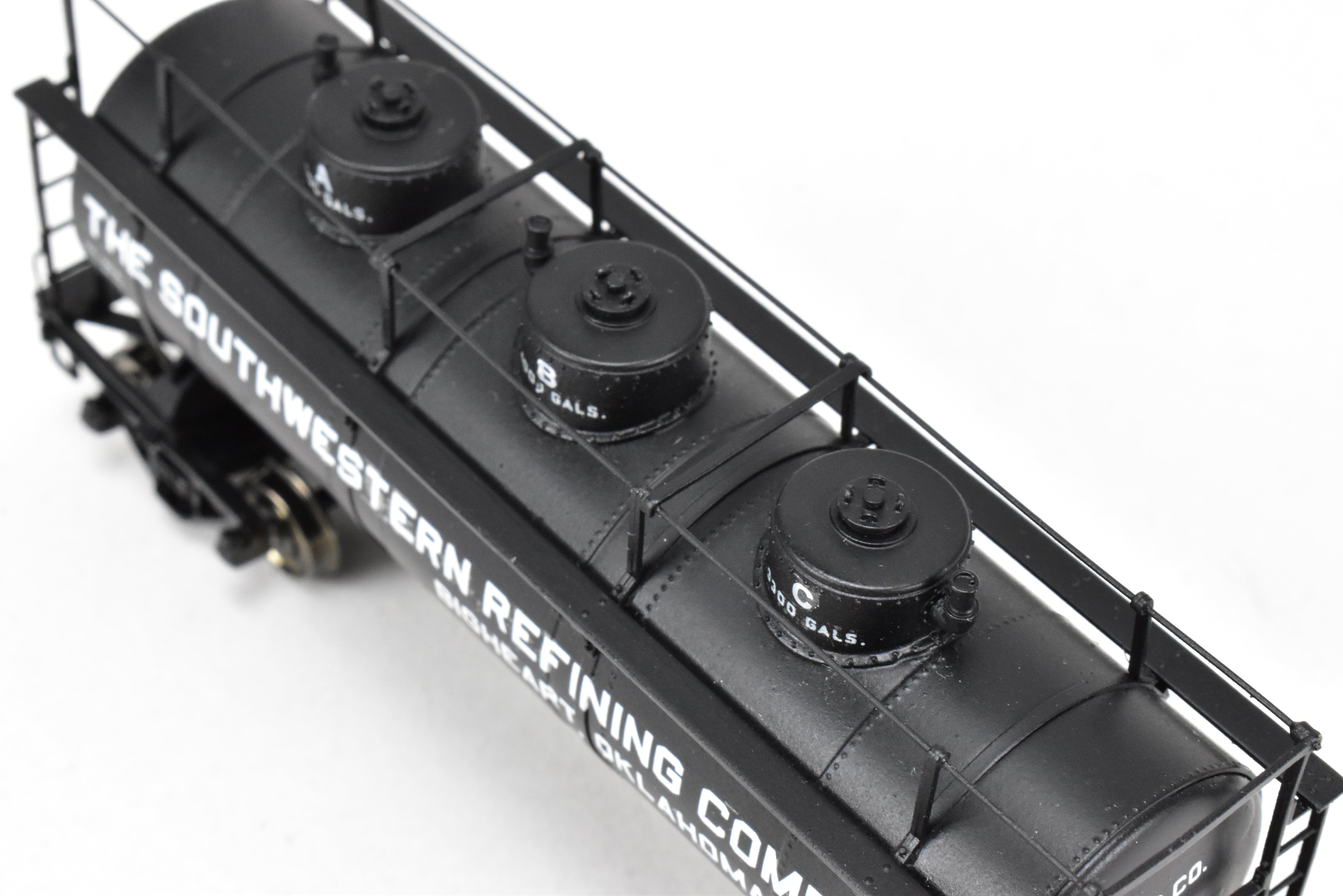 HO Scale Brass Model Train - W&R Enterprises Various Roads AC&F 10,000 GAL 3 - Dome Tank Car Featuring High Walkway and Custom Paint by The Southwestern Refining Company