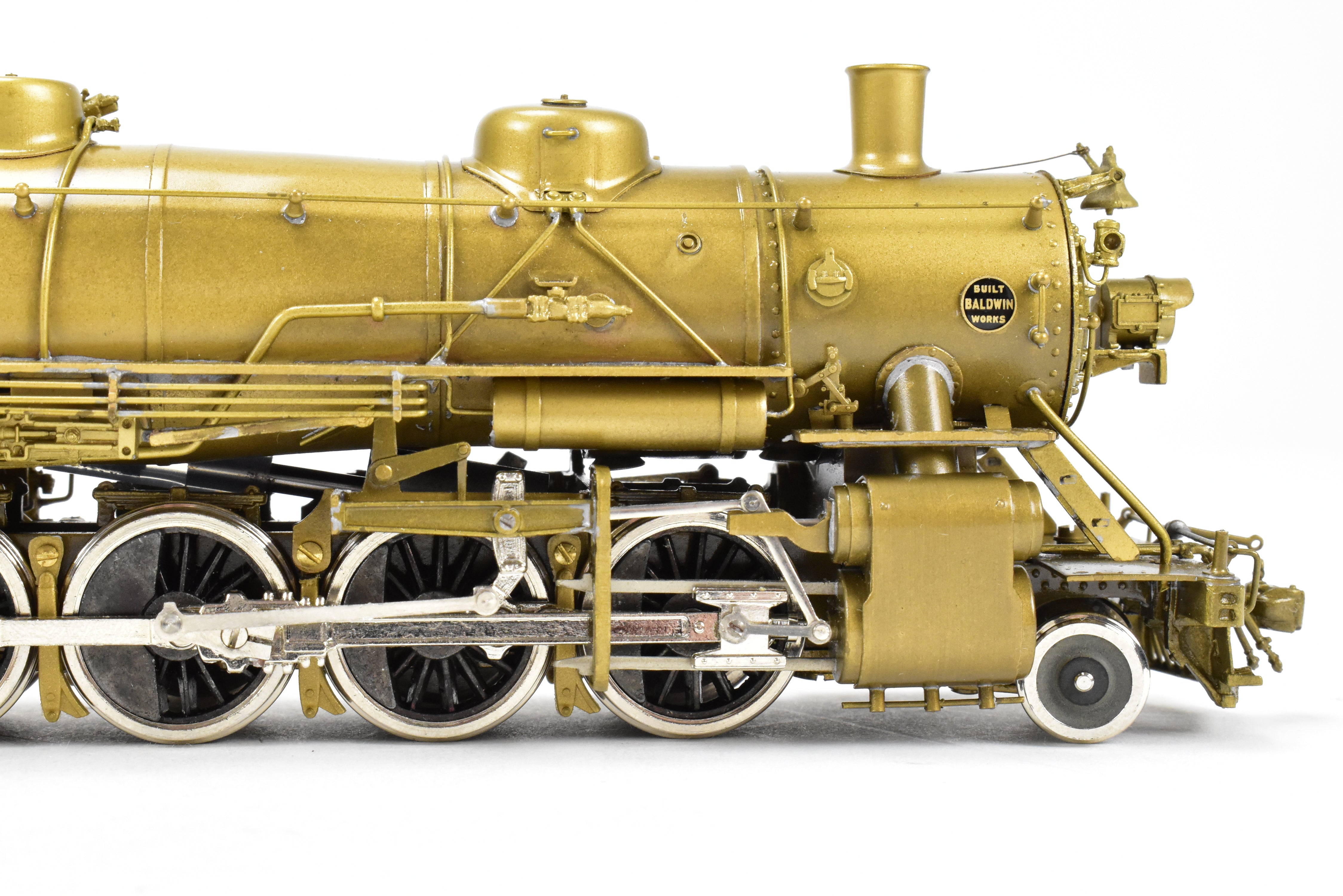 High - Quality HO Scale Brass Pacific Fast Mail (PFM) United States Railway Administration (USRA) 2 - 8 - 2 Light Class Mikado Locomotive Model from 1977 Run, Sold As - Is