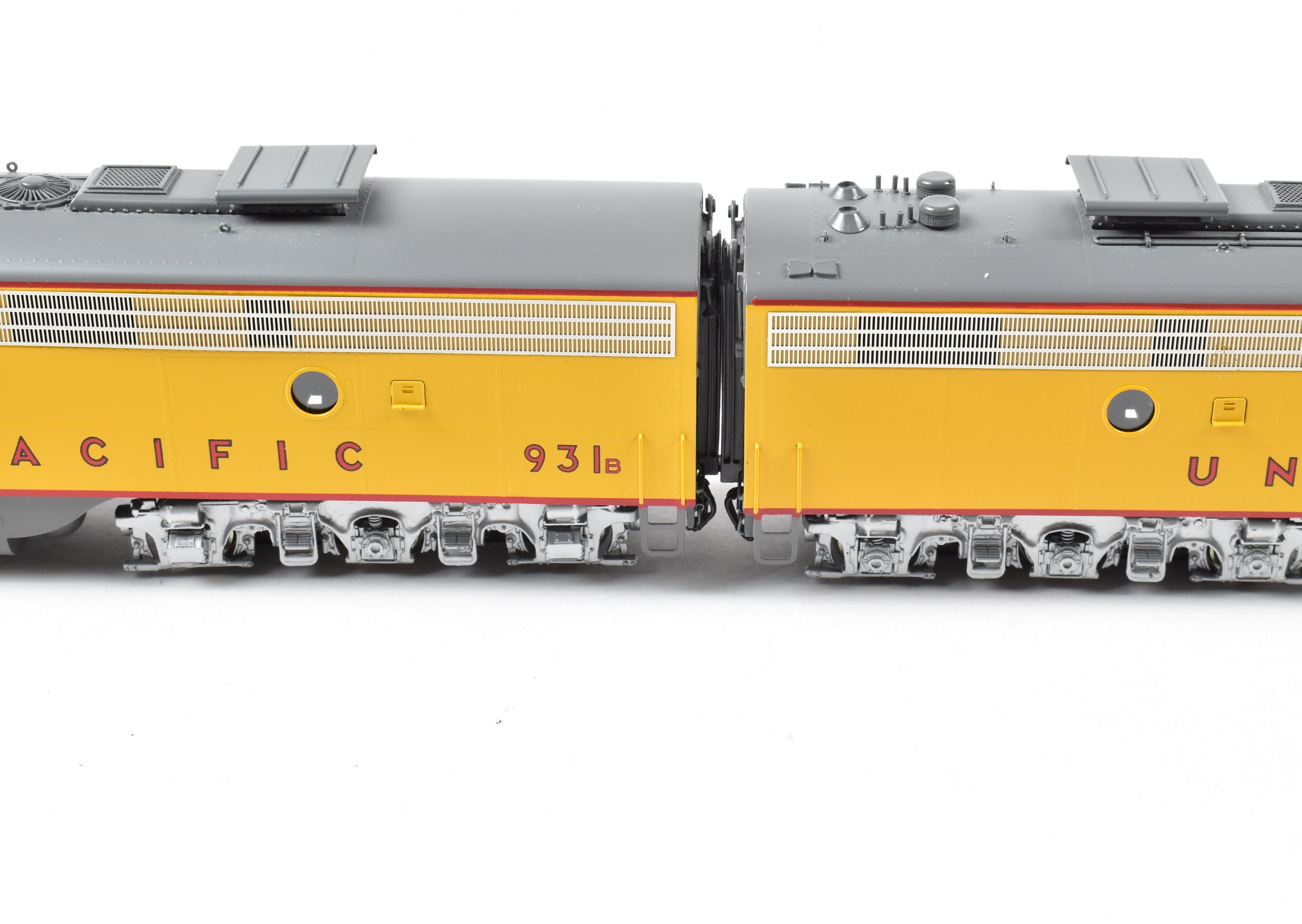 HO Scale Brass Union Pacific EMD E8 A/B Set Model Train - Challenger Imports Premium Collection