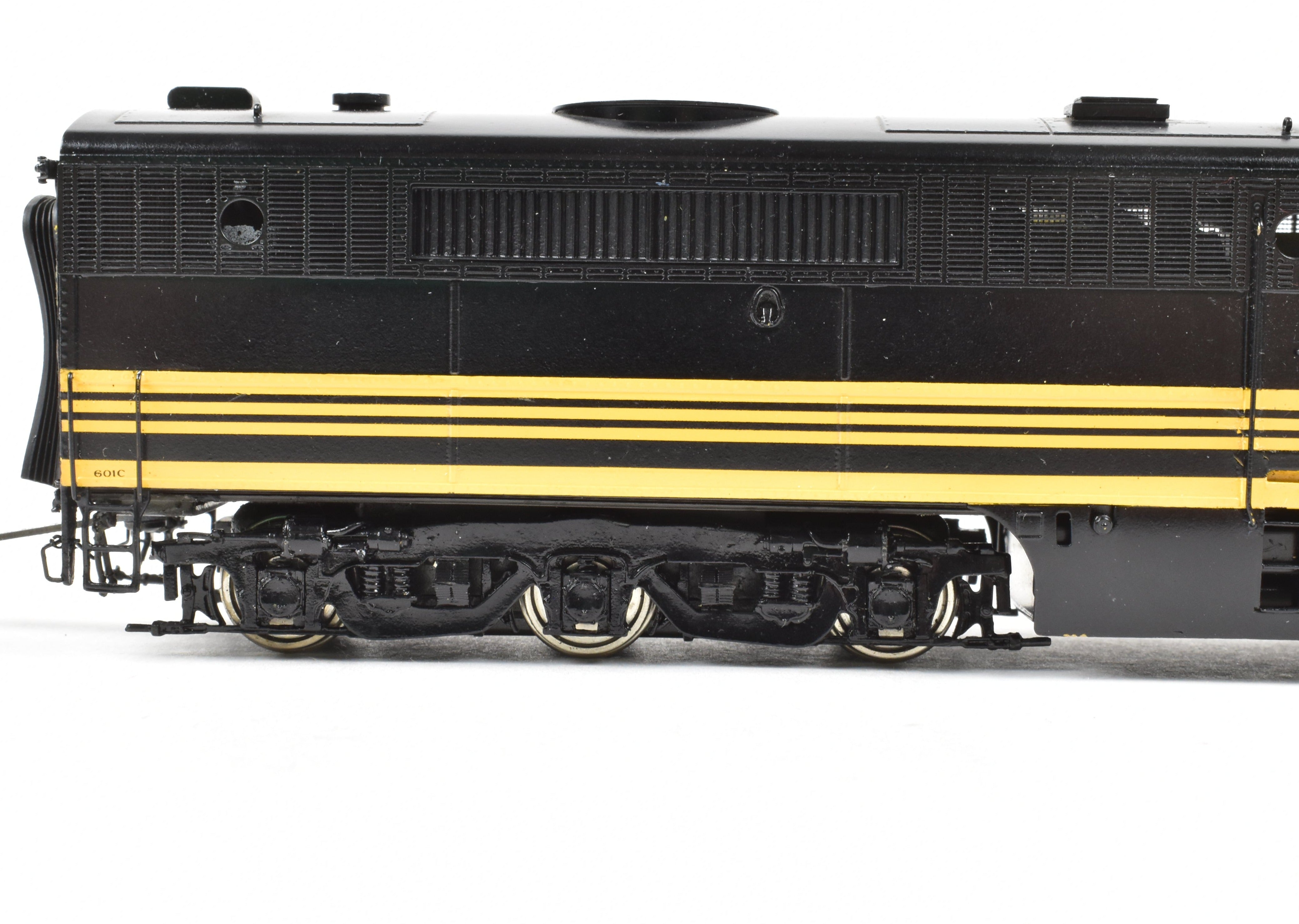 HO Scale Brass Model Train Key Imports D&RGW - Denver & Rio Grande Western Alco PA A/B/A Set Locomotive in Black and Yellow Color Scheme