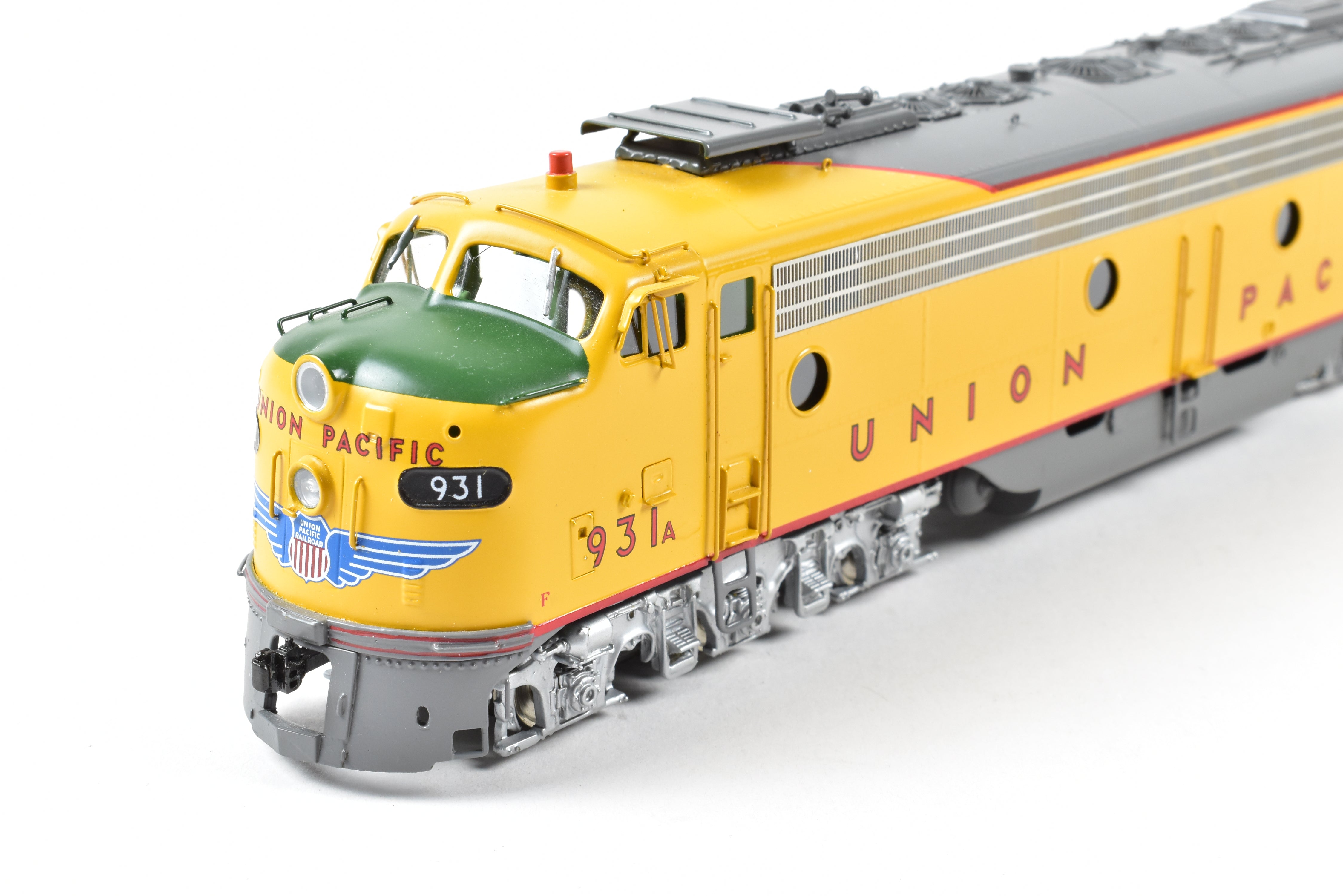 HO Scale Brass Union Pacific EMD E8 A/B Set Model Train - Challenger Imports Premium Collection