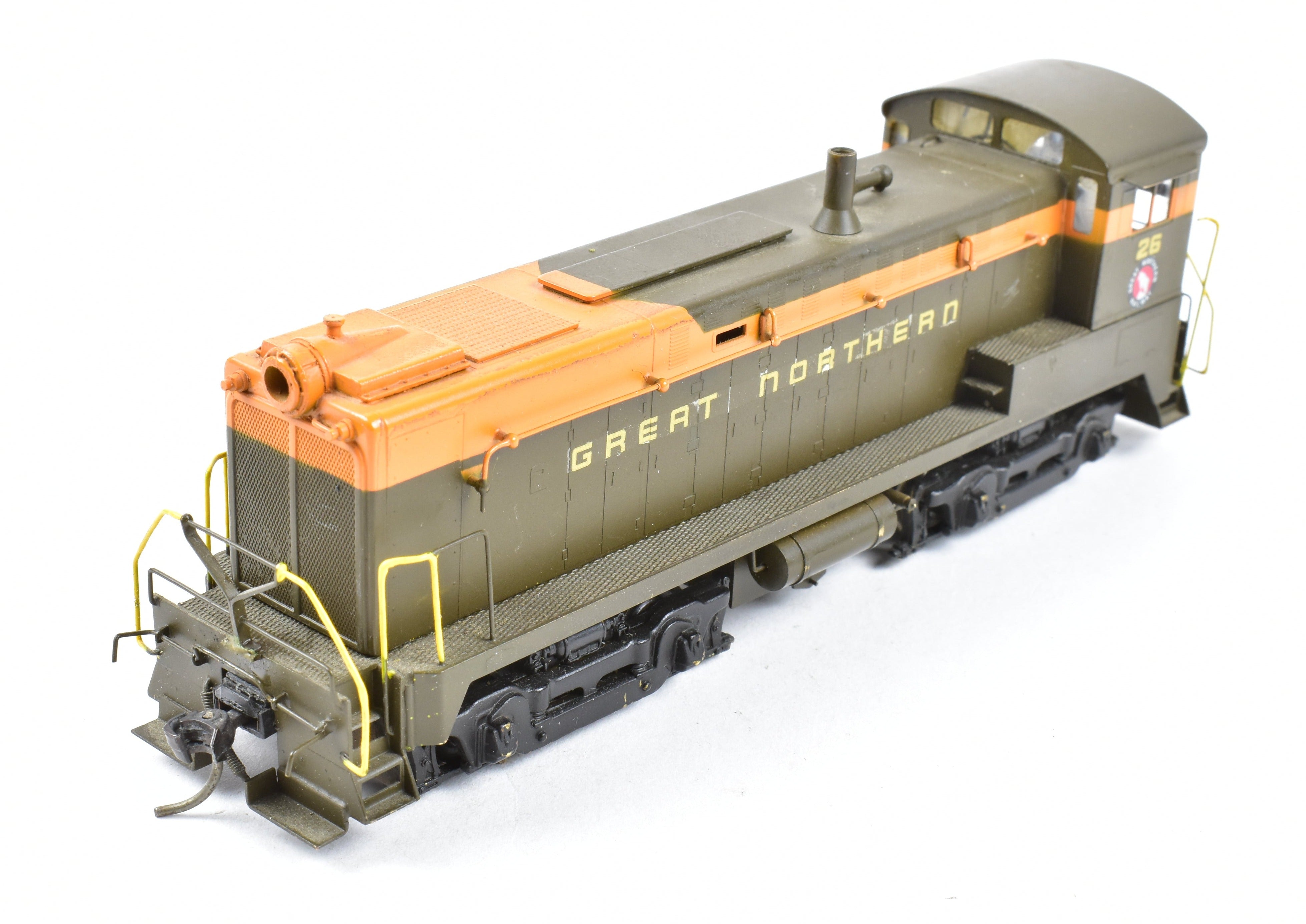 HO Scale Brass Hallmark Models GN - Great Northern Baldwin VO - 1000 Diesel Switcher Model with Incorrect Box