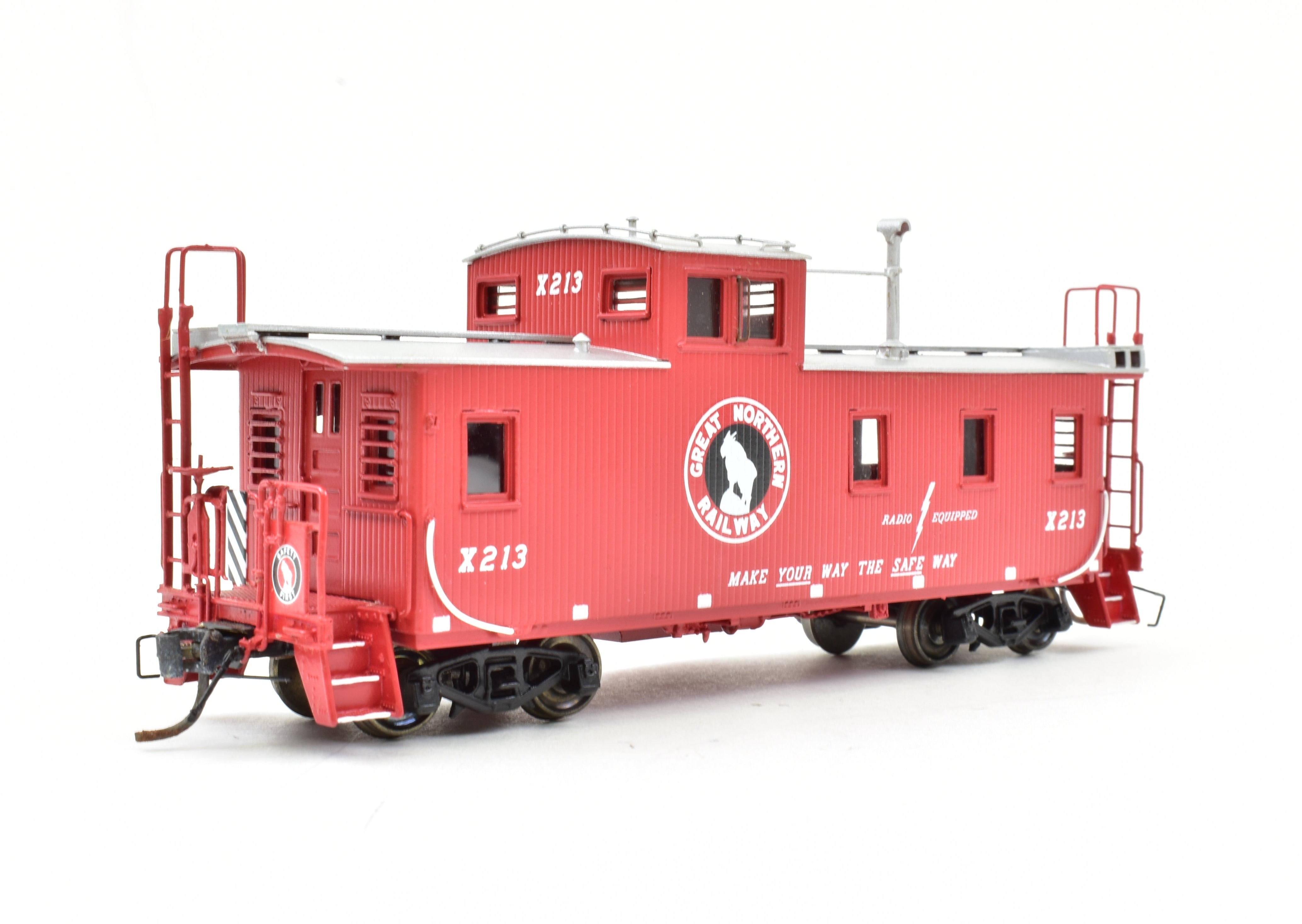 HO Brass OMI Overland Models' Great Northern 30' Factory - Painted Wood Caboose No. X - 213