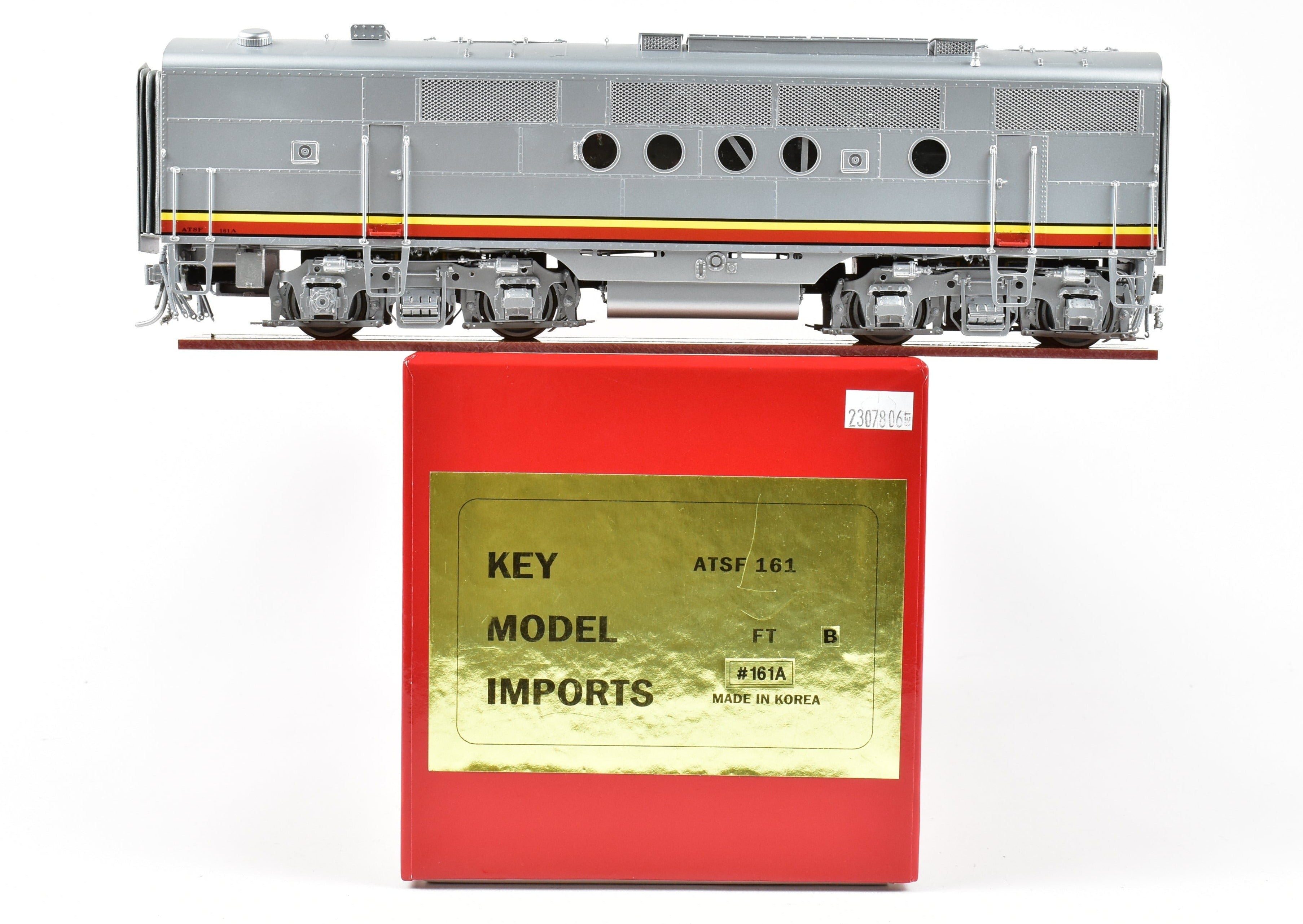 O Scale Imported Brass Key Model Imports AT&SF - Santa Fe EMD FT A-B Set with Factory-Painted Warbonnet for Model Trains