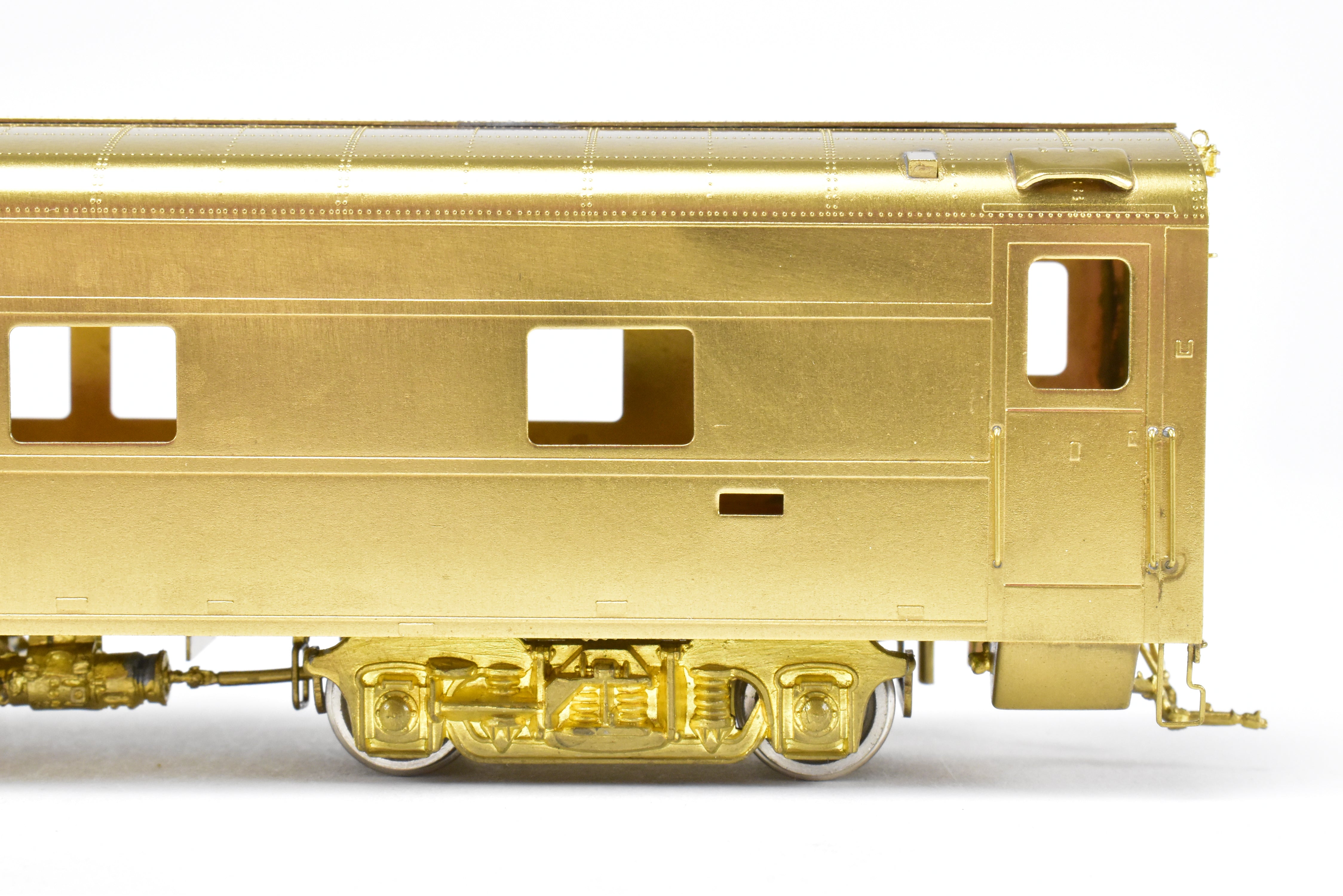 High - Quality HO Scale Brass Cascade Models Union Pacific (UP) ACF 1953 44 - Seat Chair Car in the #5450 - 5487 Series