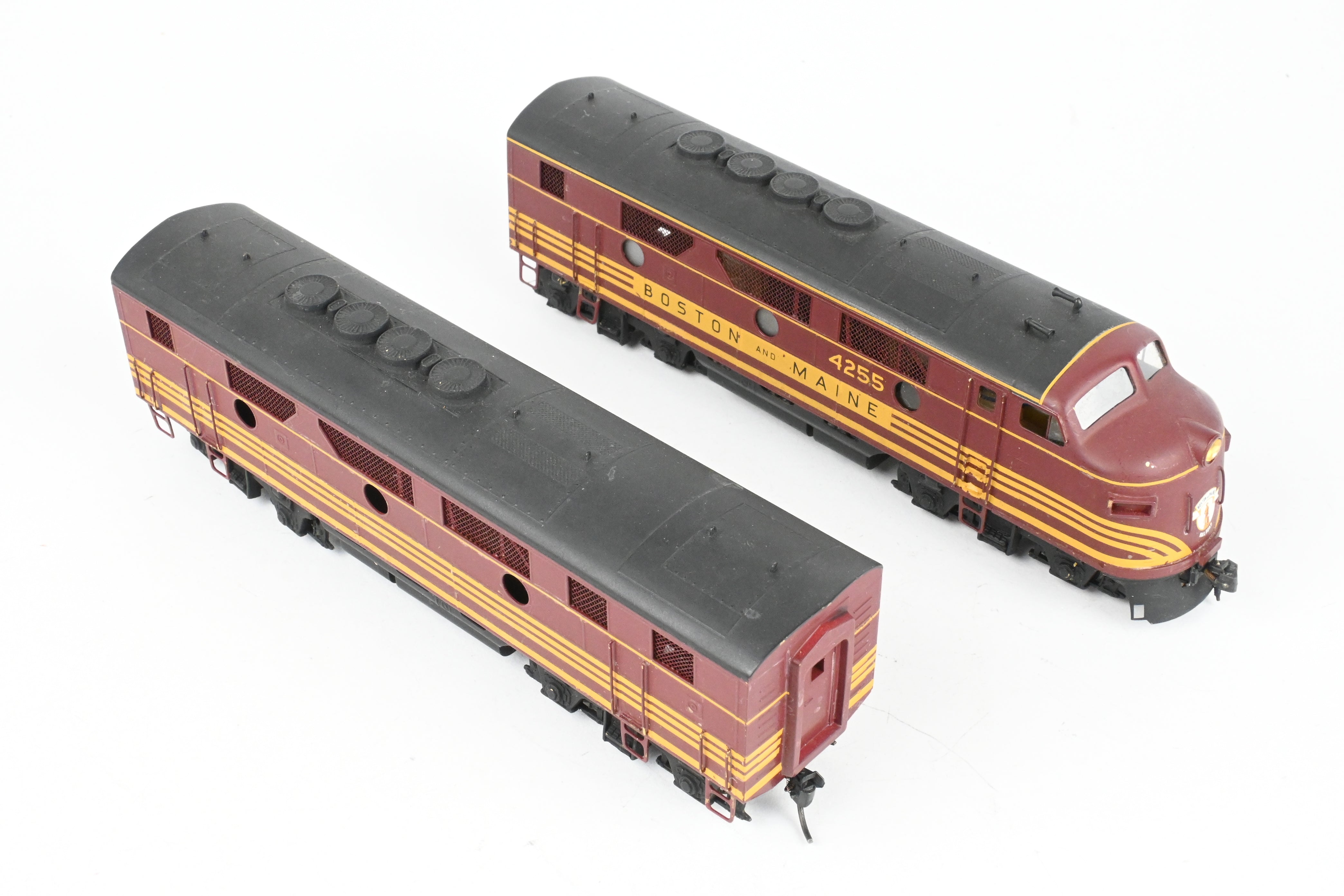 HO Scale Brass Hallmark B&M Boston & Maine EMD F3 A/B Set - Powered A, Unpowered B