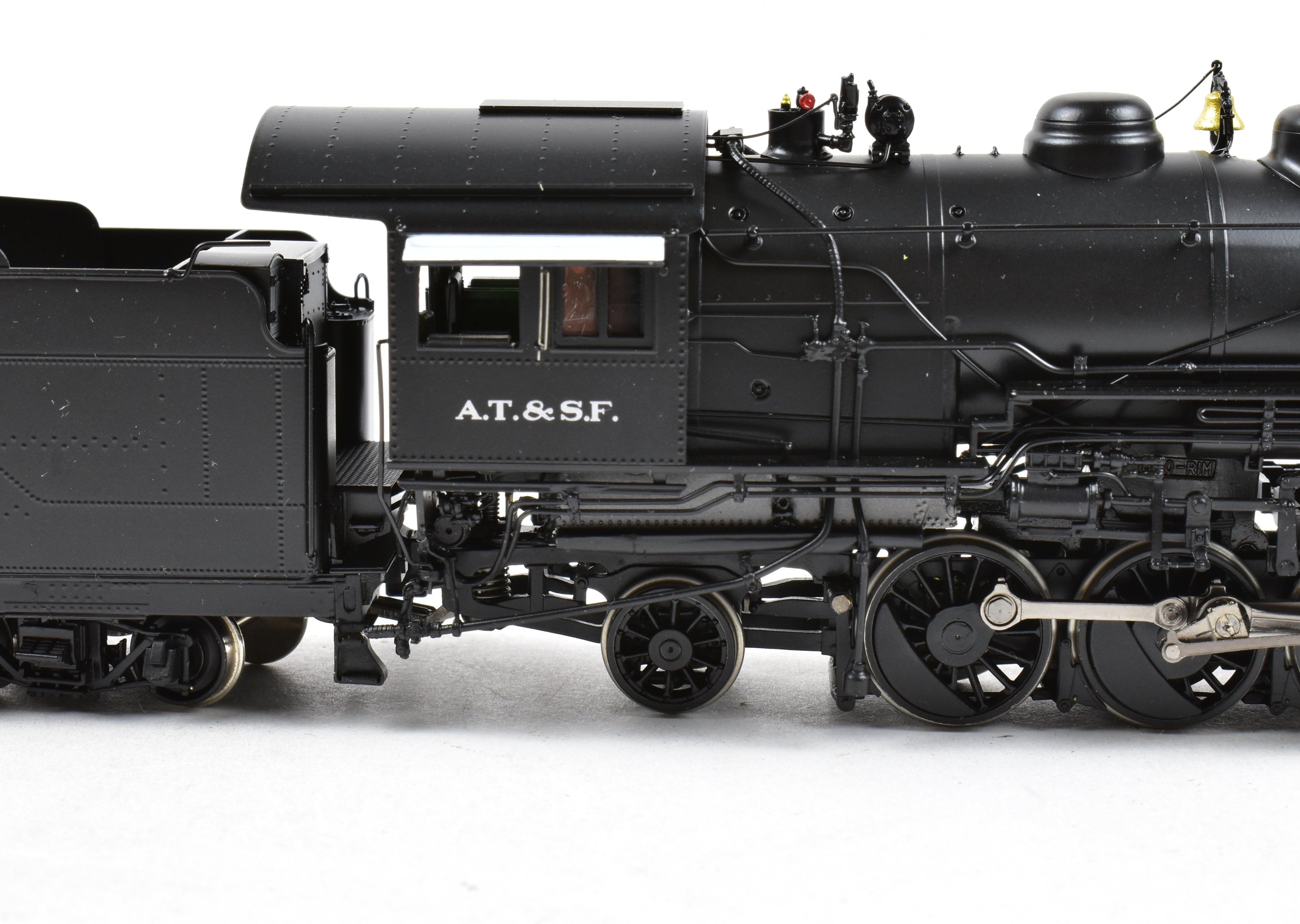 HO Scale Brass Division Point AT&SF 2-8-2 FP #899 with 8500 Gal Coal Tender