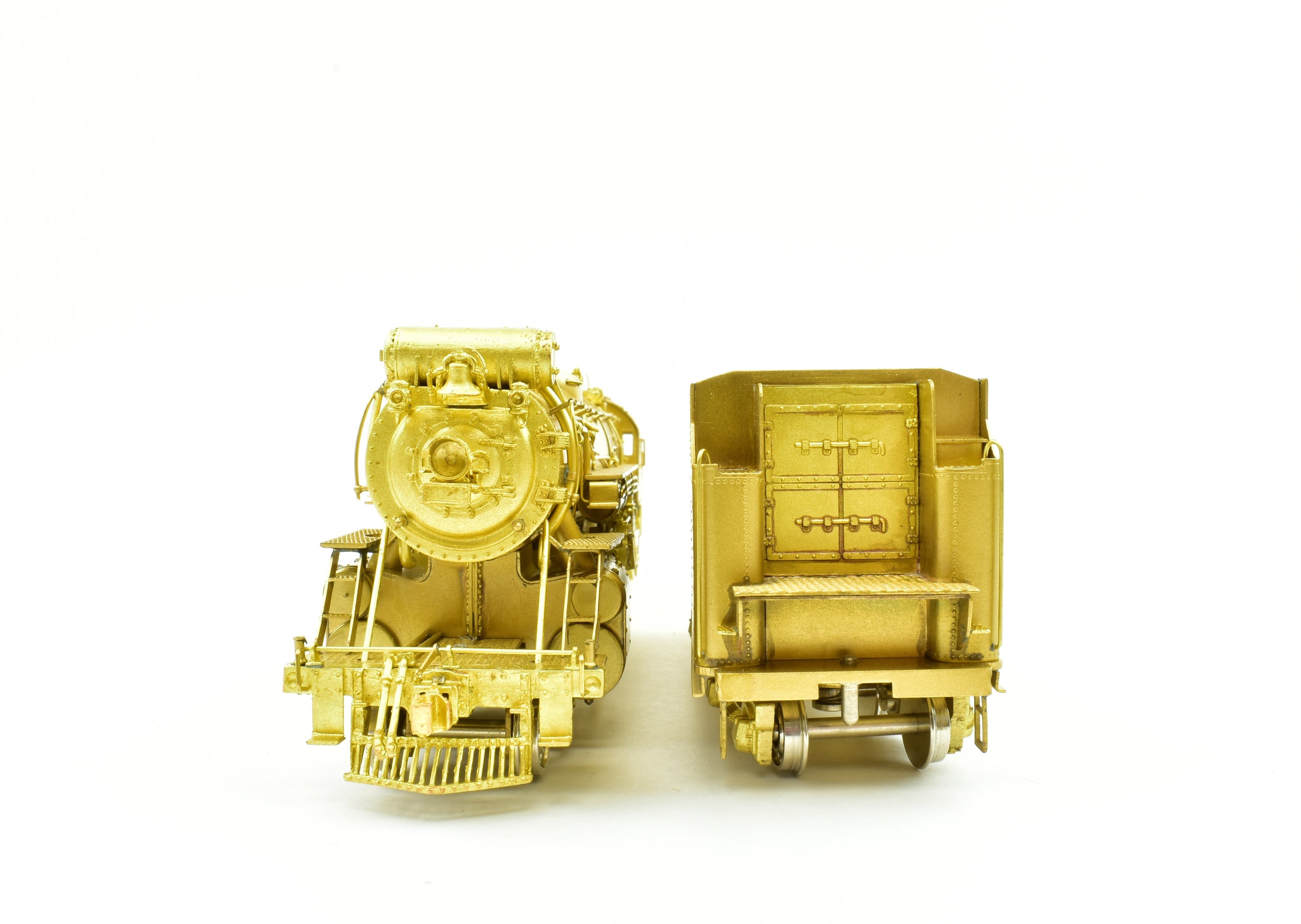HO Scale Brass Key Imports Erie Railroad K - 5a 4 - 6 - 2 Pacific Steam Locomotive Model from 1941 Era