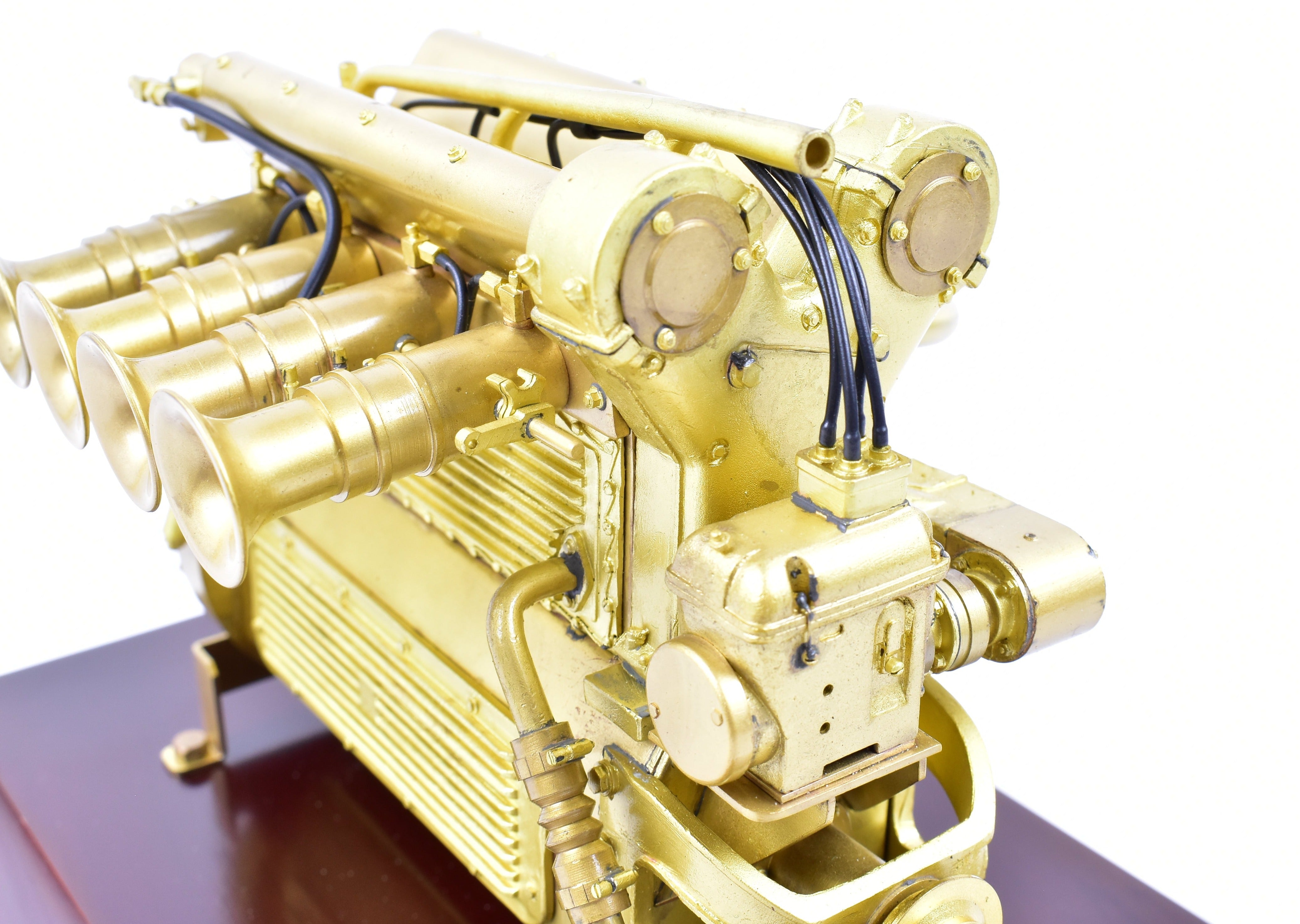 1:5 Scale Vintage Brass Offenhauser Racing Engine Static Model without Original Box