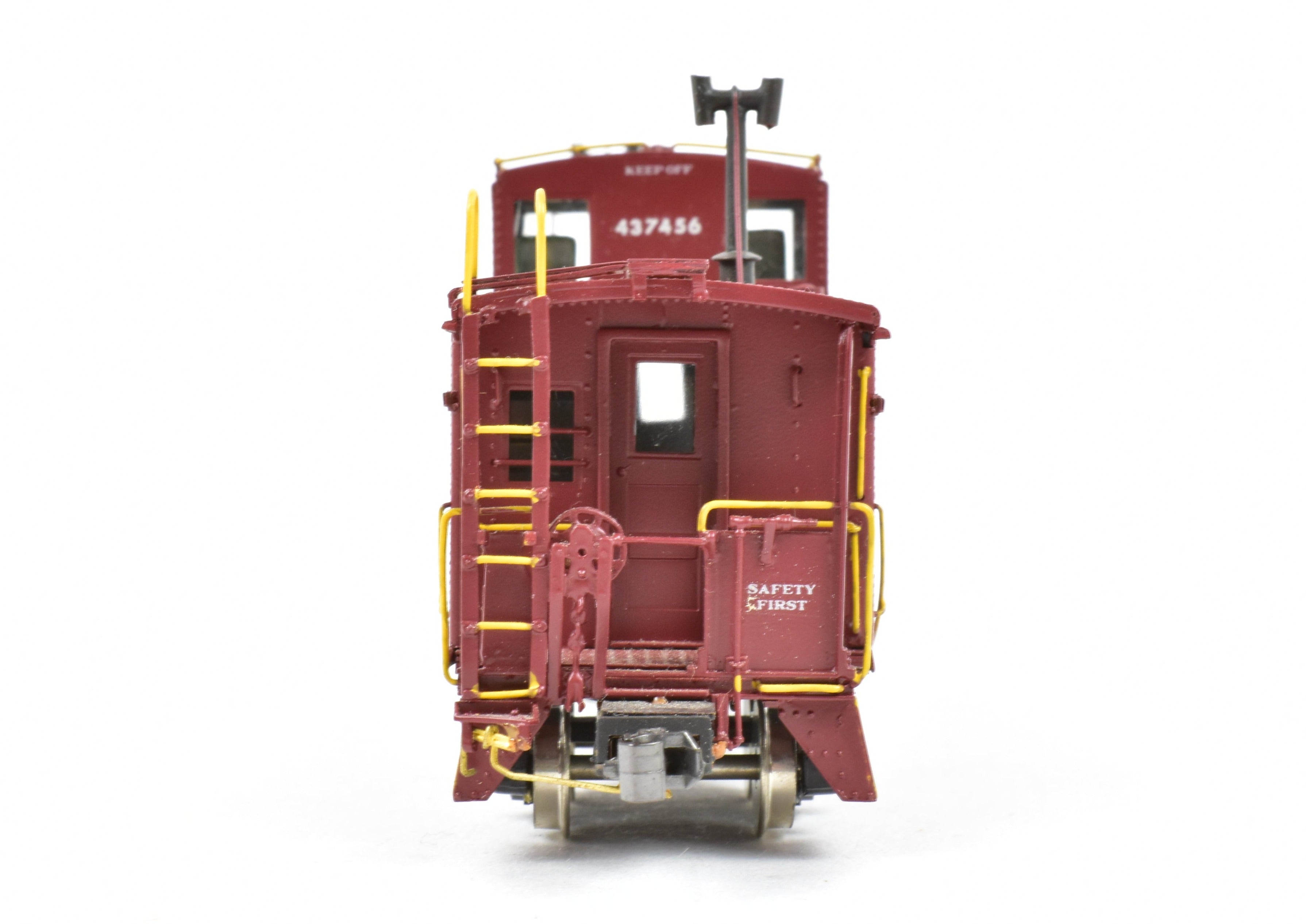 HO Scale Brass OMI - Overland Models, Inc. Canadian Pacific Railway Steel Caboose with Centered Straight Cupola Professionally Painted #437456