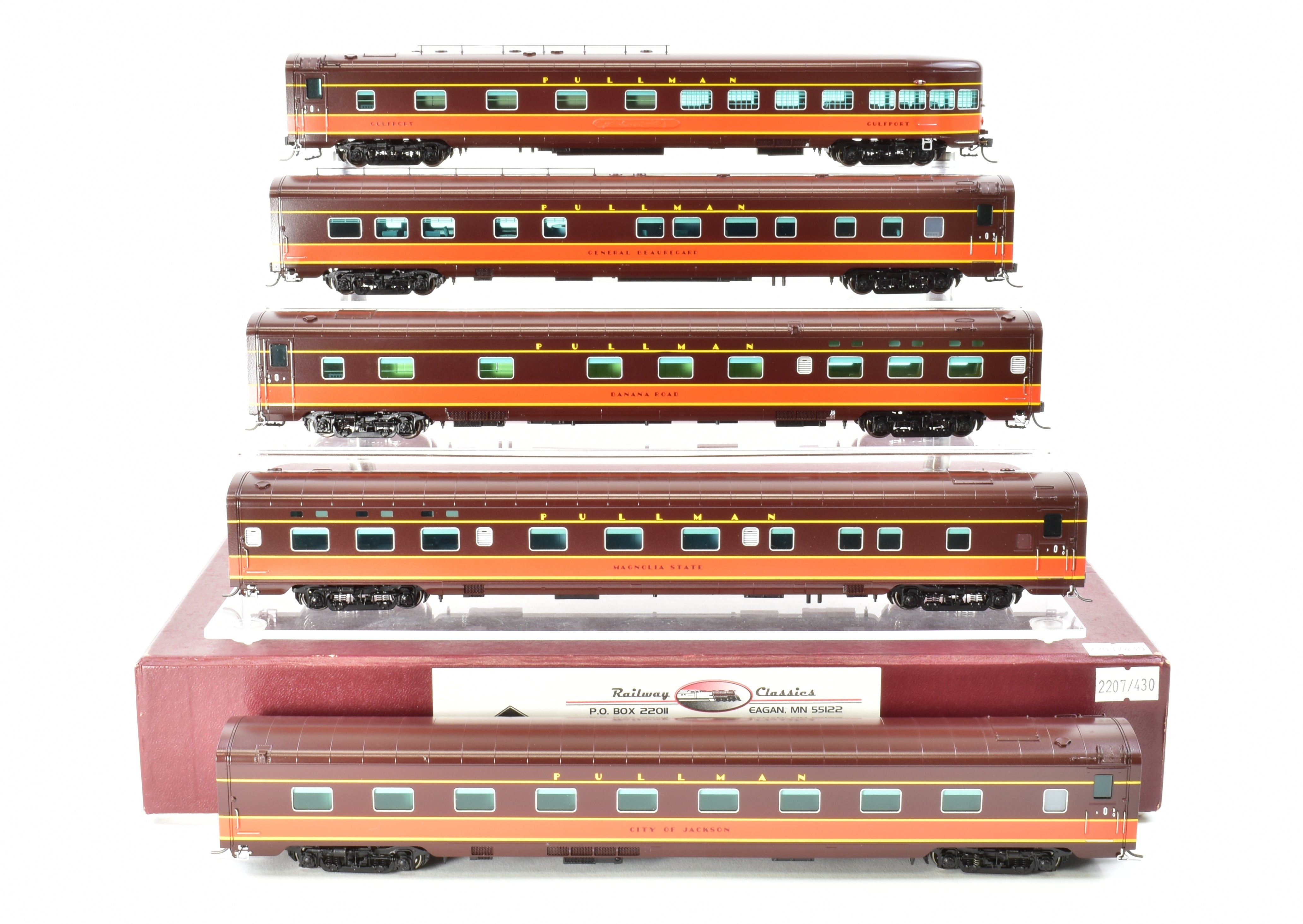 HO Scale Brass Model Train Set - Railway Classics Illinois Central 1942 Panama Limited 10-Car Set with EMD E6 AA Set F/P, Featuring ESU DCC & Sound System