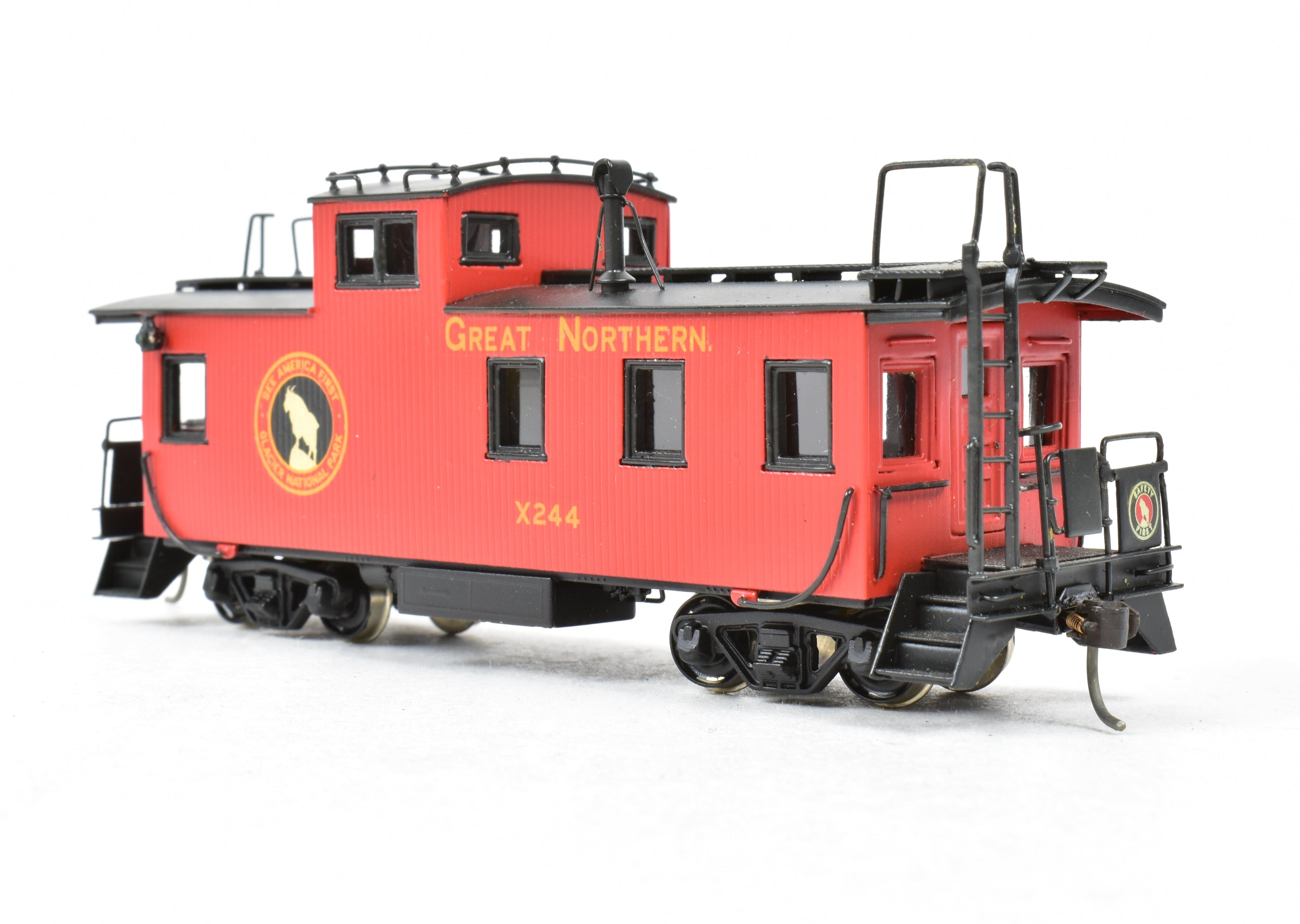 HO Scale Brass 30' Wood Sides Caboose Model by Overland Models, Inc. (OMI) for Great Northern with Incorrect Original Box