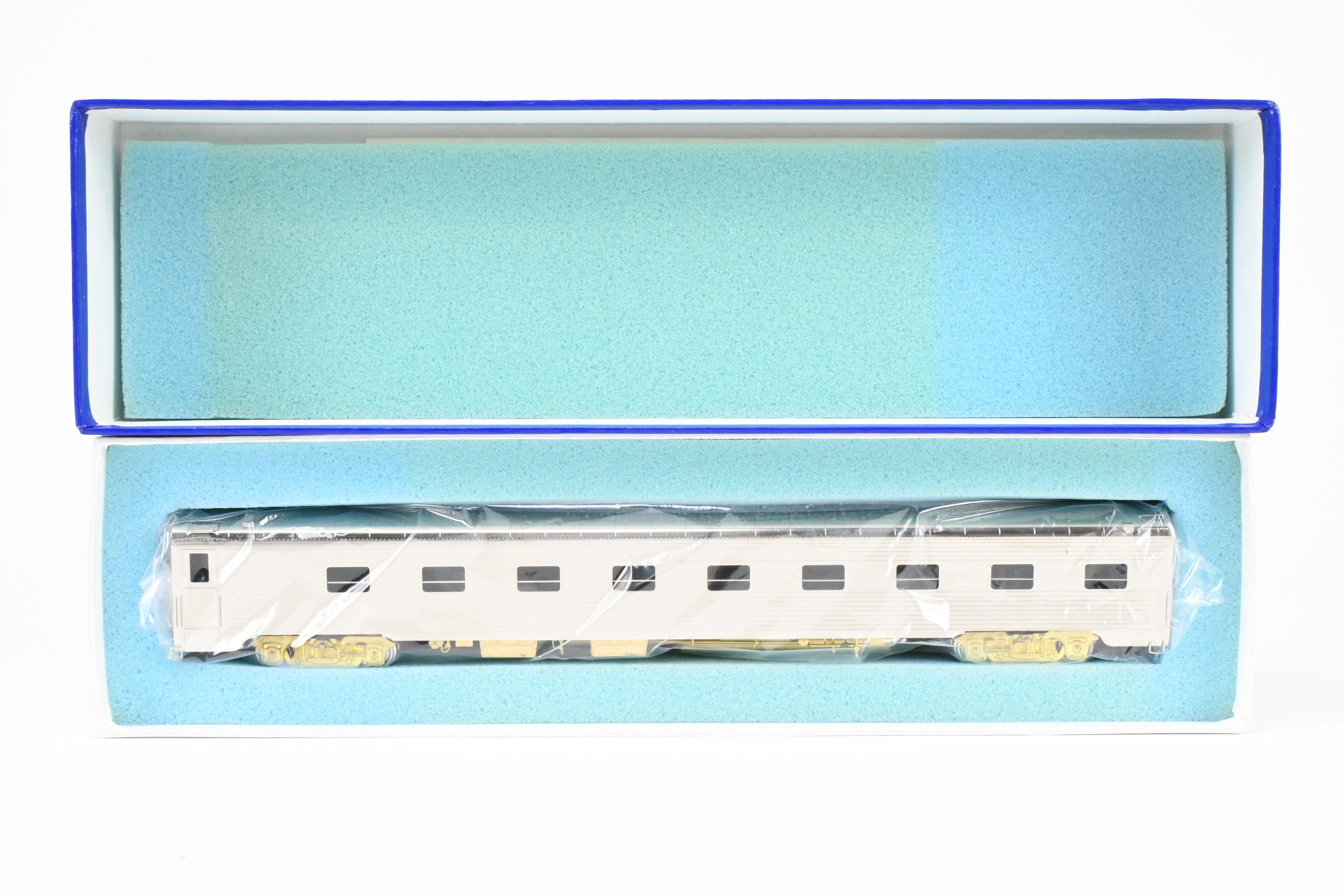 HO Scale Brass Cascade AT&SF - Santa Fe ACF Regal 4-4-2 Deskirted Sleeper Model
