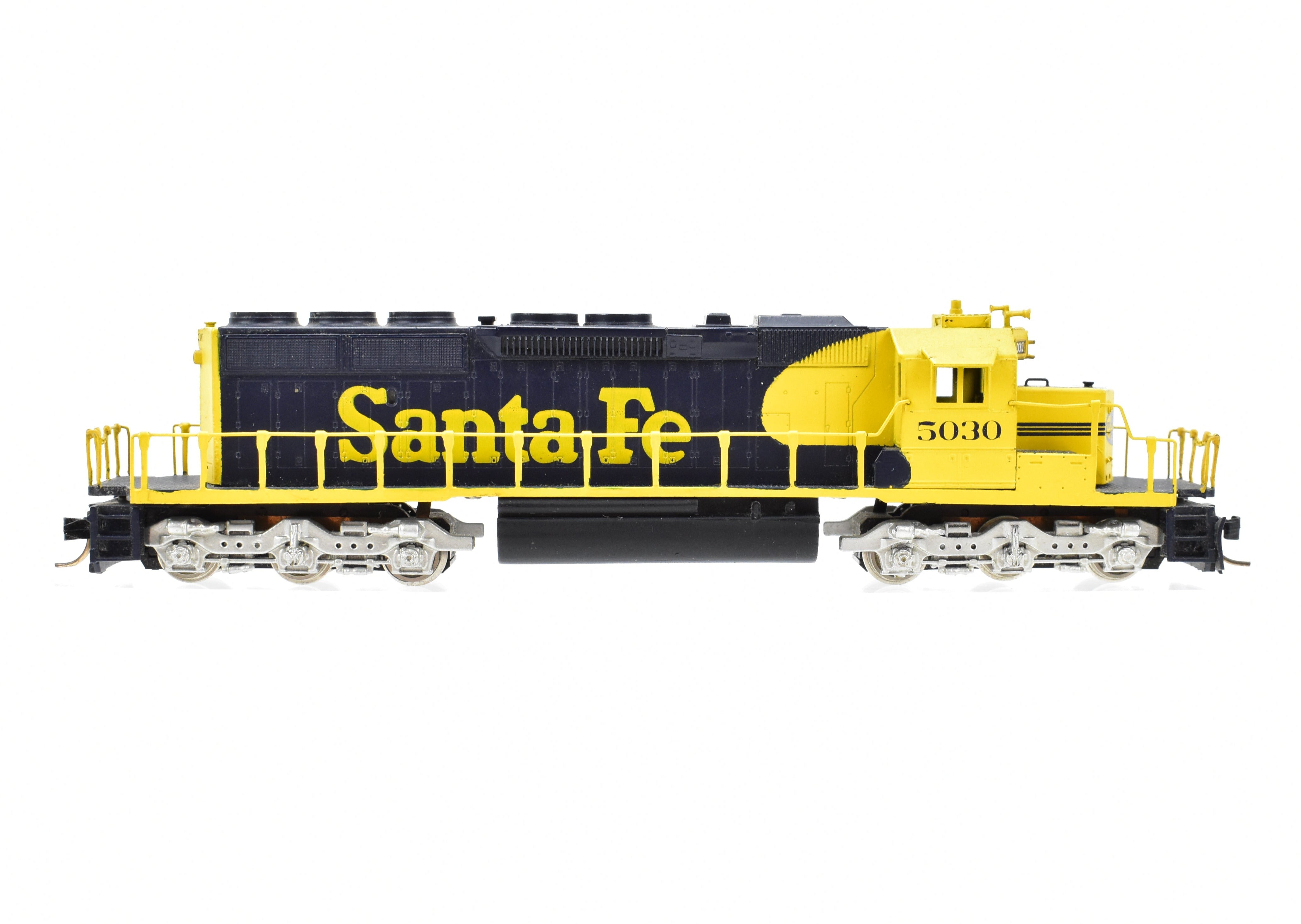 N Scale Brass Key Imports AT&SF Santa Fe EMD SD40 - 2 Medium Nose #5030 FP Model