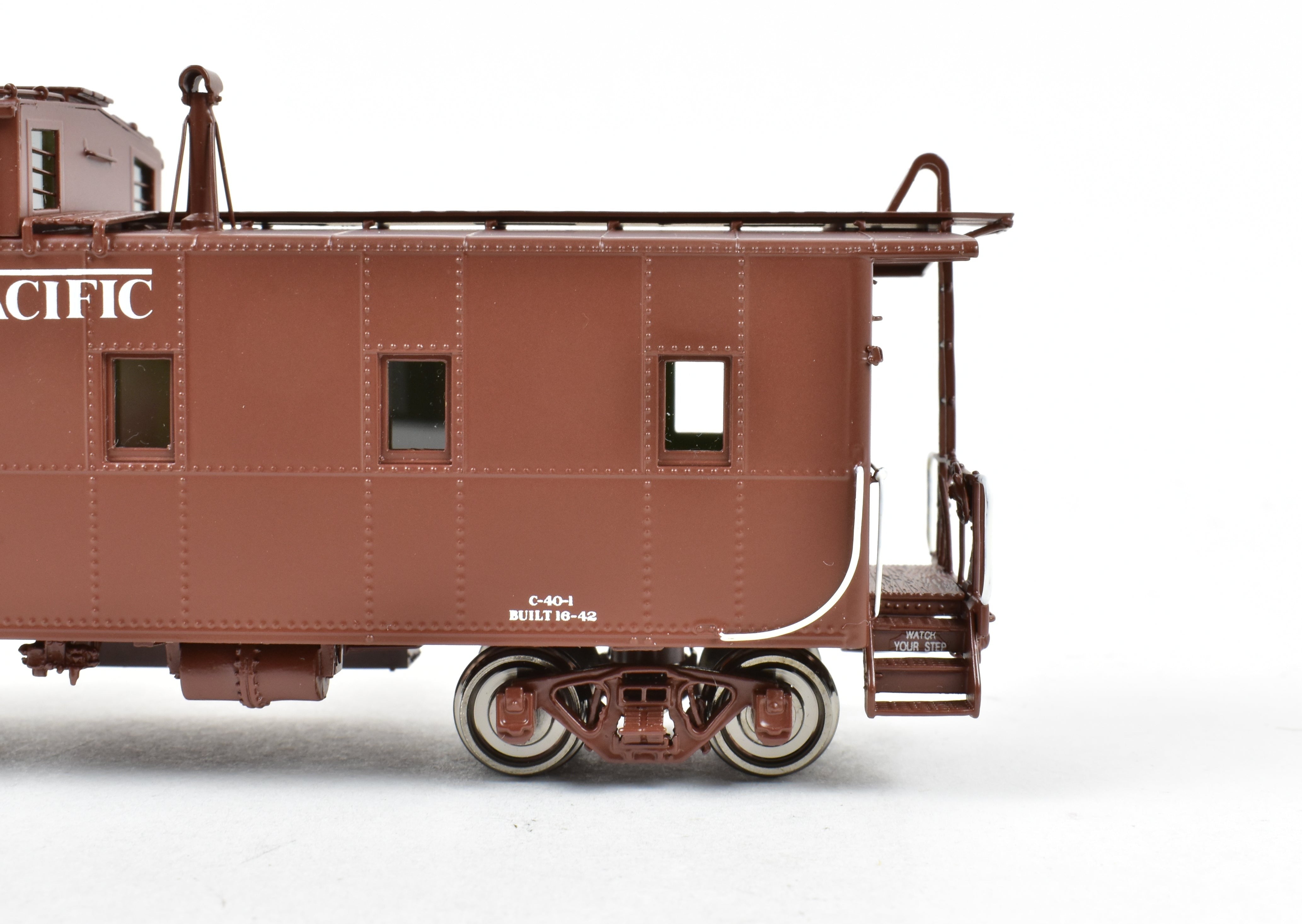 HO Scale Brass Southern Pacific Riveted Steel Caboose C-40-1 FP No. 1036 by Challenger Imports