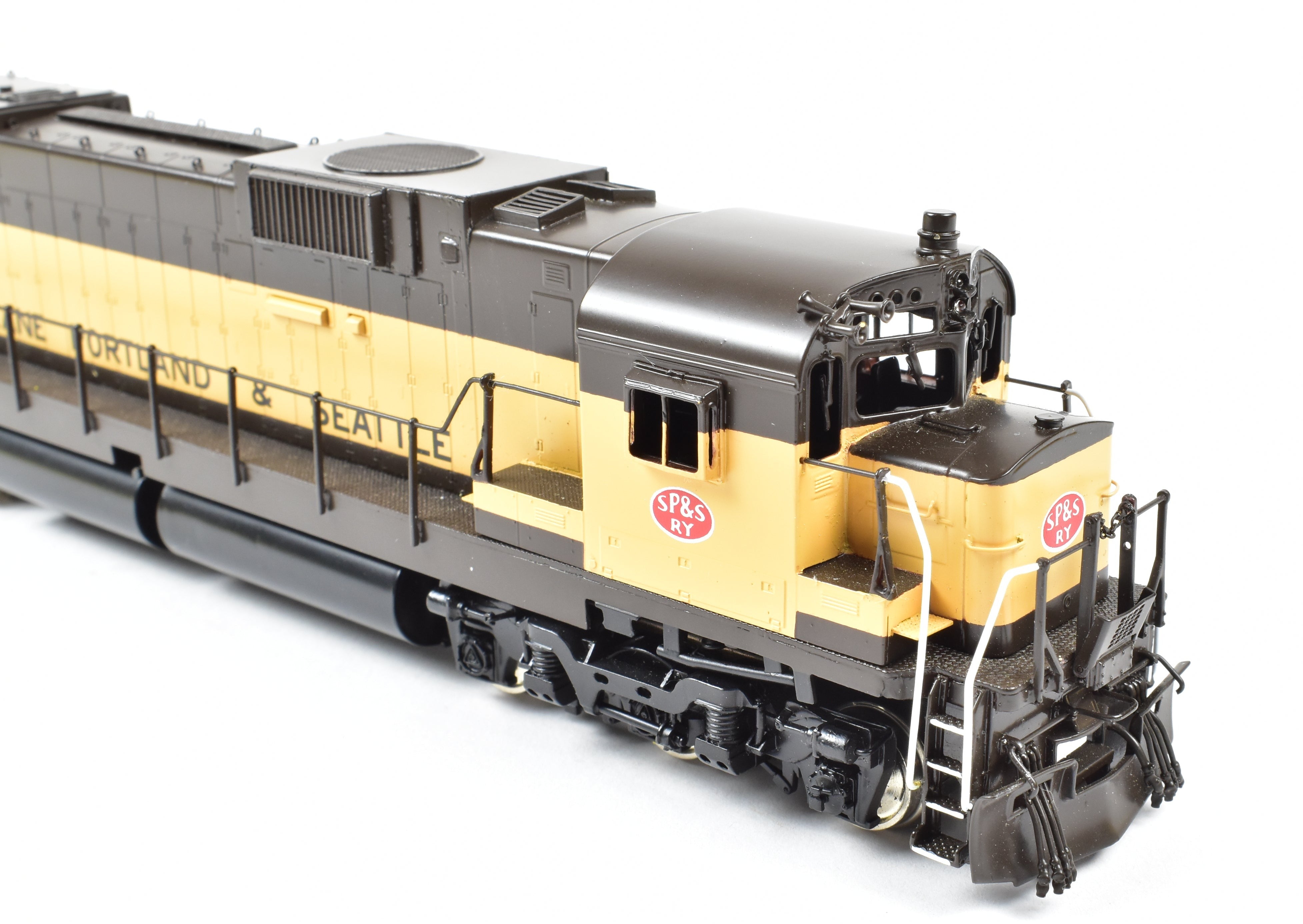 HO Scale Brass Model Train - Oriental Limited/Challenger Imports' Spokane, Portland & Seattle Alco C - 636 FP Un - numbered Locomotive