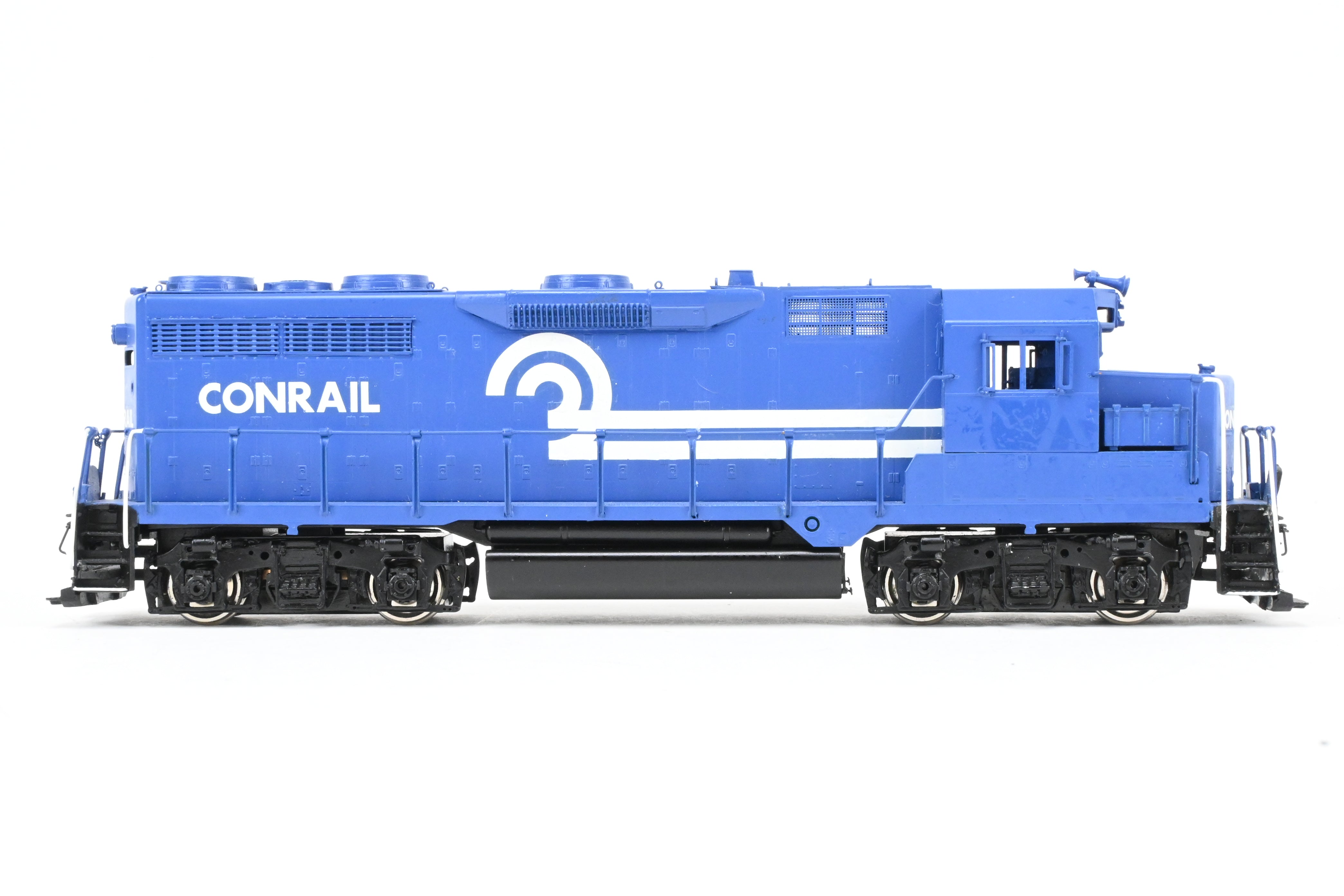 HO Scale Brass Conrail EMD GP35 2500HP Low Hood Model by Oriental Limited