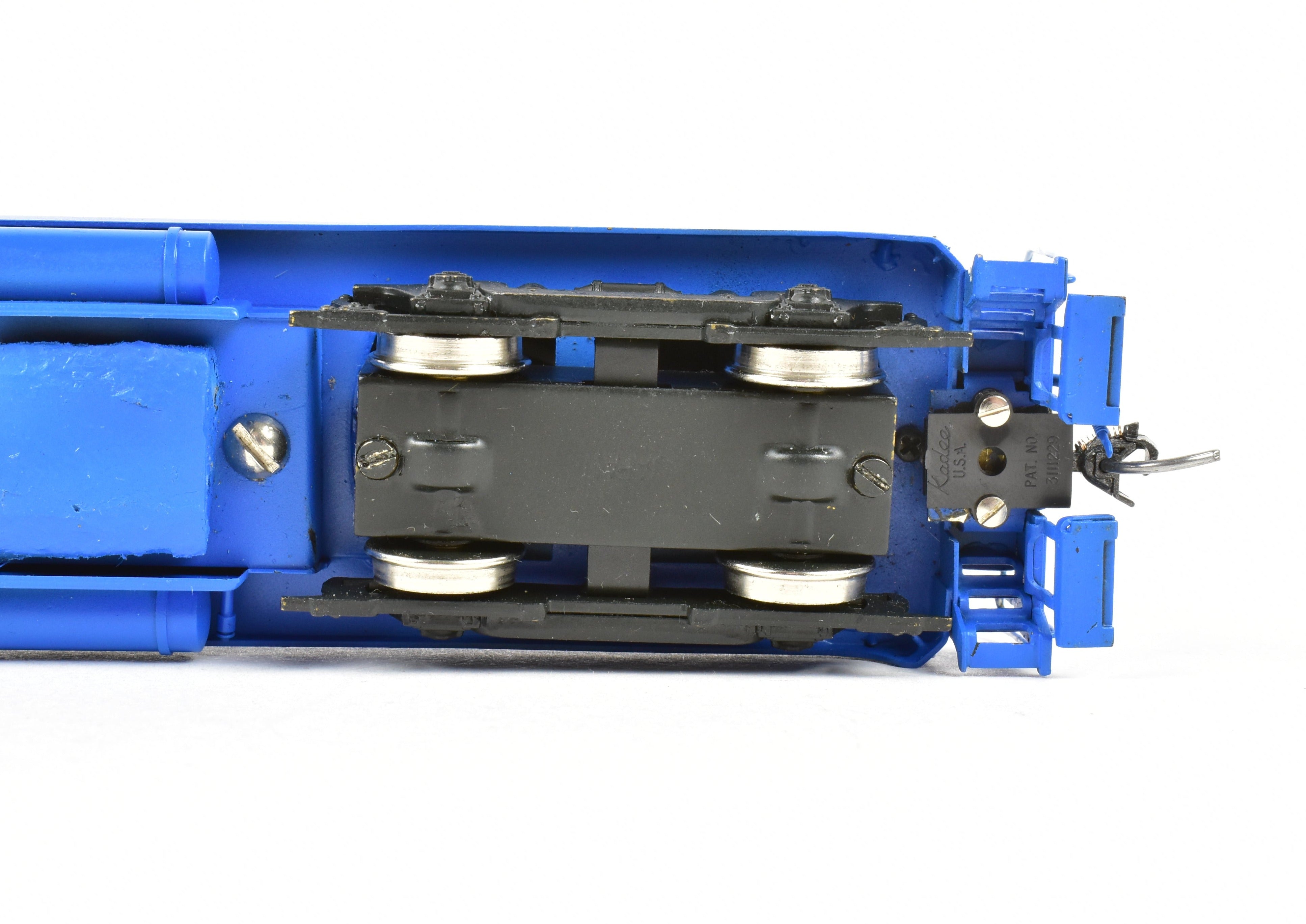 High - Quality HO Scale Brass Hallmark Models Custom - Painted Conrail Baldwin VO - 1000 Diesel Switcher Model