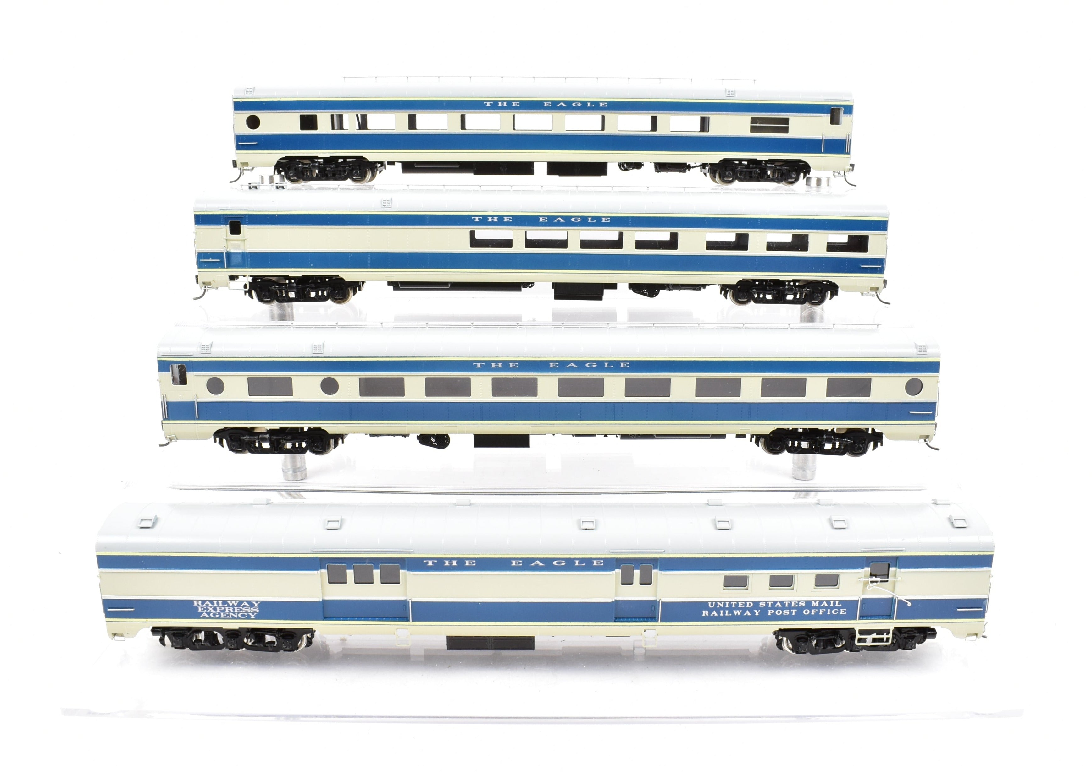 HO Scale Brass Model Train - Hallmark Models MP - Missouri Pacific and T&P - Texas & Pacific Texas Eagle Section 1 Four-Car Set for Model Train Enthusiasts