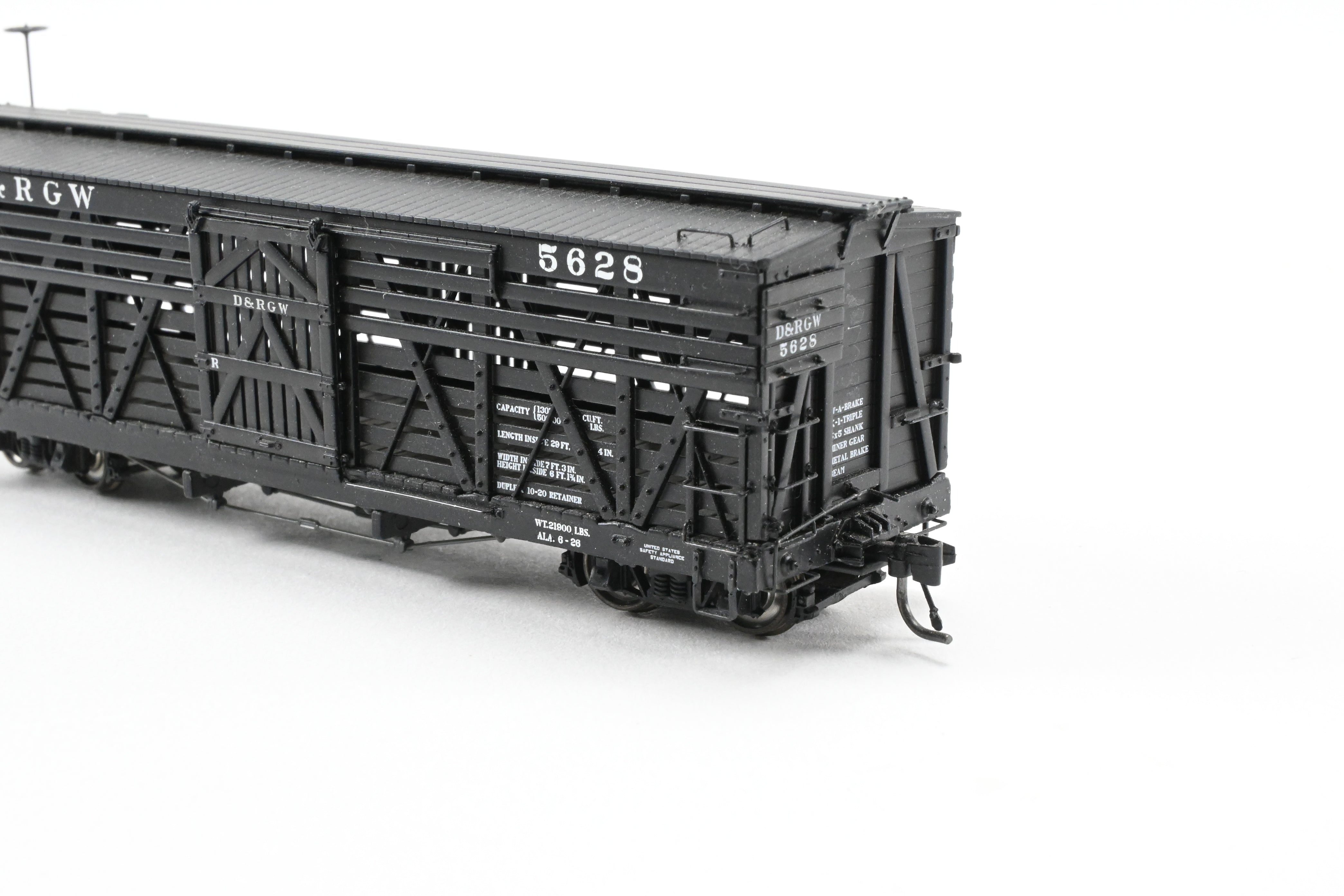 HOn3 Blackstone D&RGW - Denver & Rio Grande Western 30' Black Stock Car No. 5628