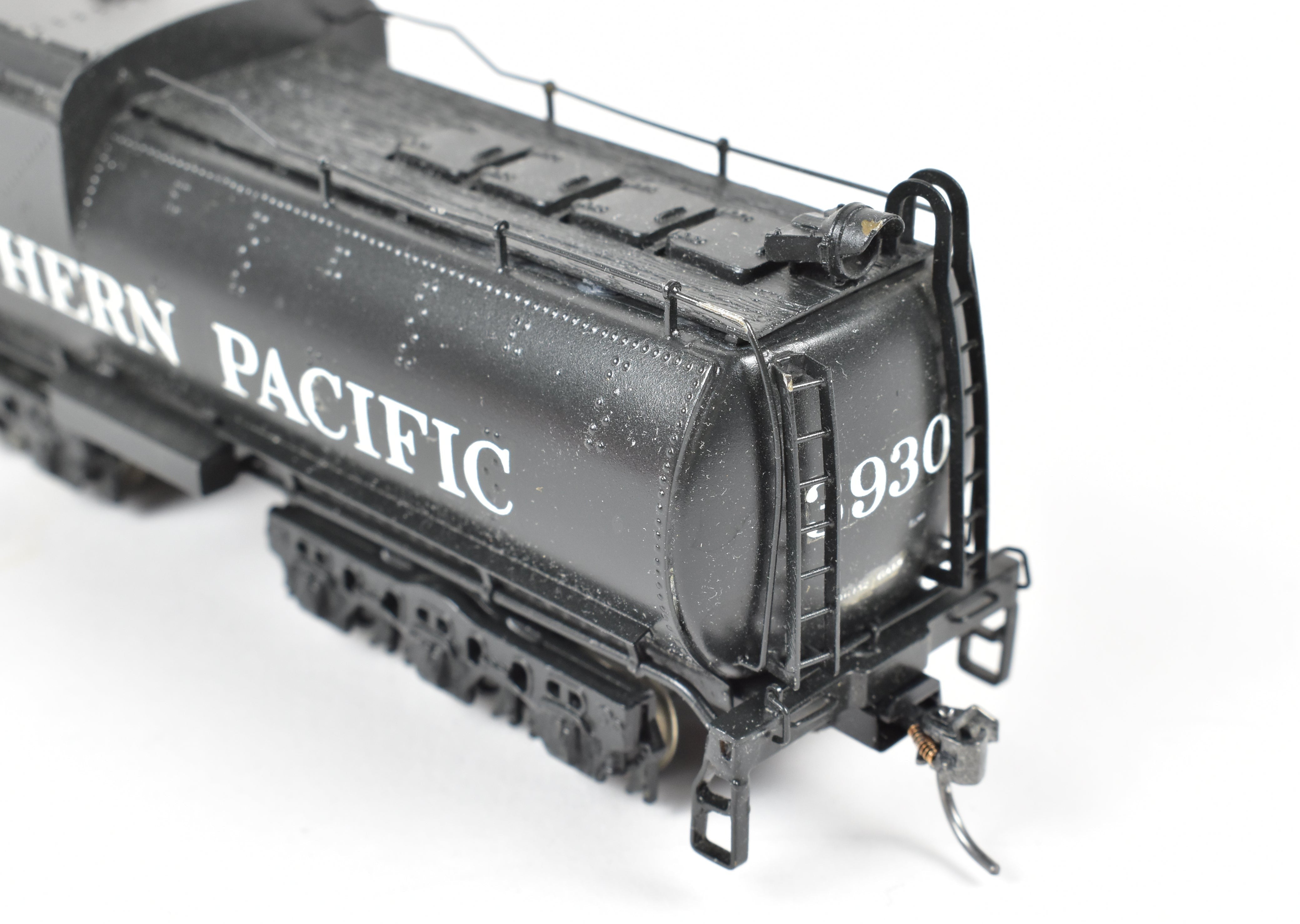 HO Scale Custom - Painted Brass Balboa Southern Pacific 12,000 Gallon Vanderbilt Tender for Model Trains (TENDER ONLY)