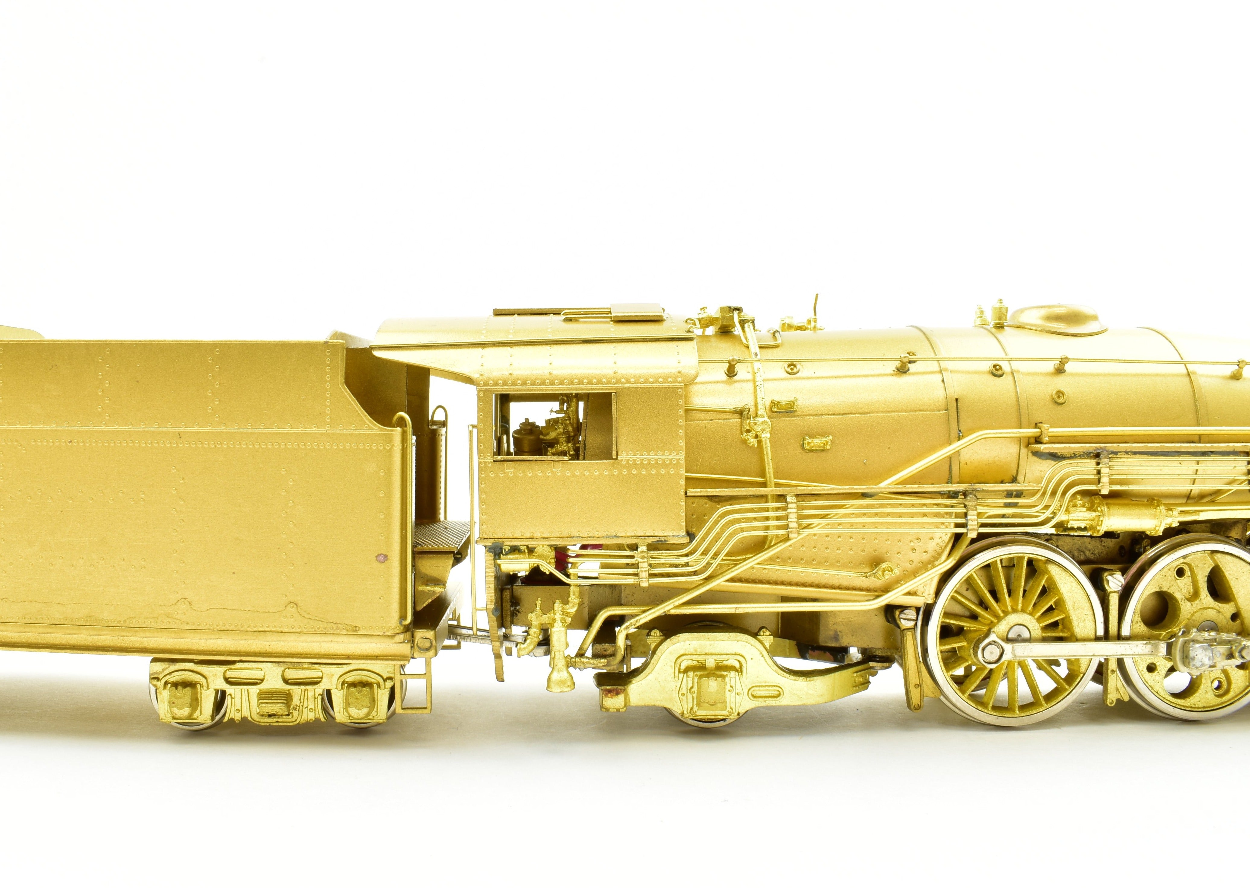 HO Scale Brass Key Imports Erie Railroad K - 5a 4 - 6 - 2 Pacific Steam Locomotive Model from 1941 Era