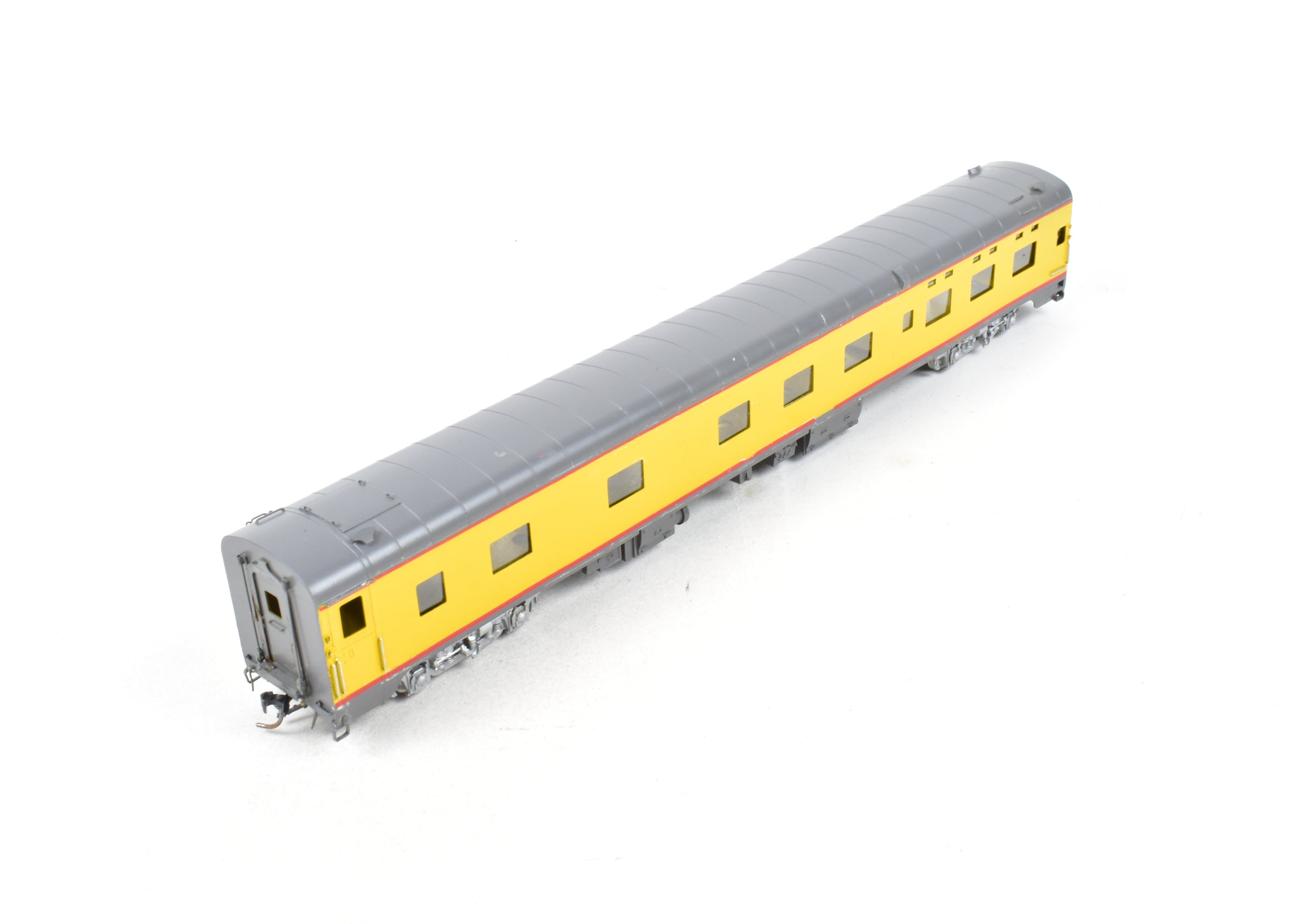 High - Quality HO Scale Brass Model Train Sleeper by Wasatch Model Co., ATSF - Santa Fe Valley Design Painted as UP - Union Pacific American Series Sleeper