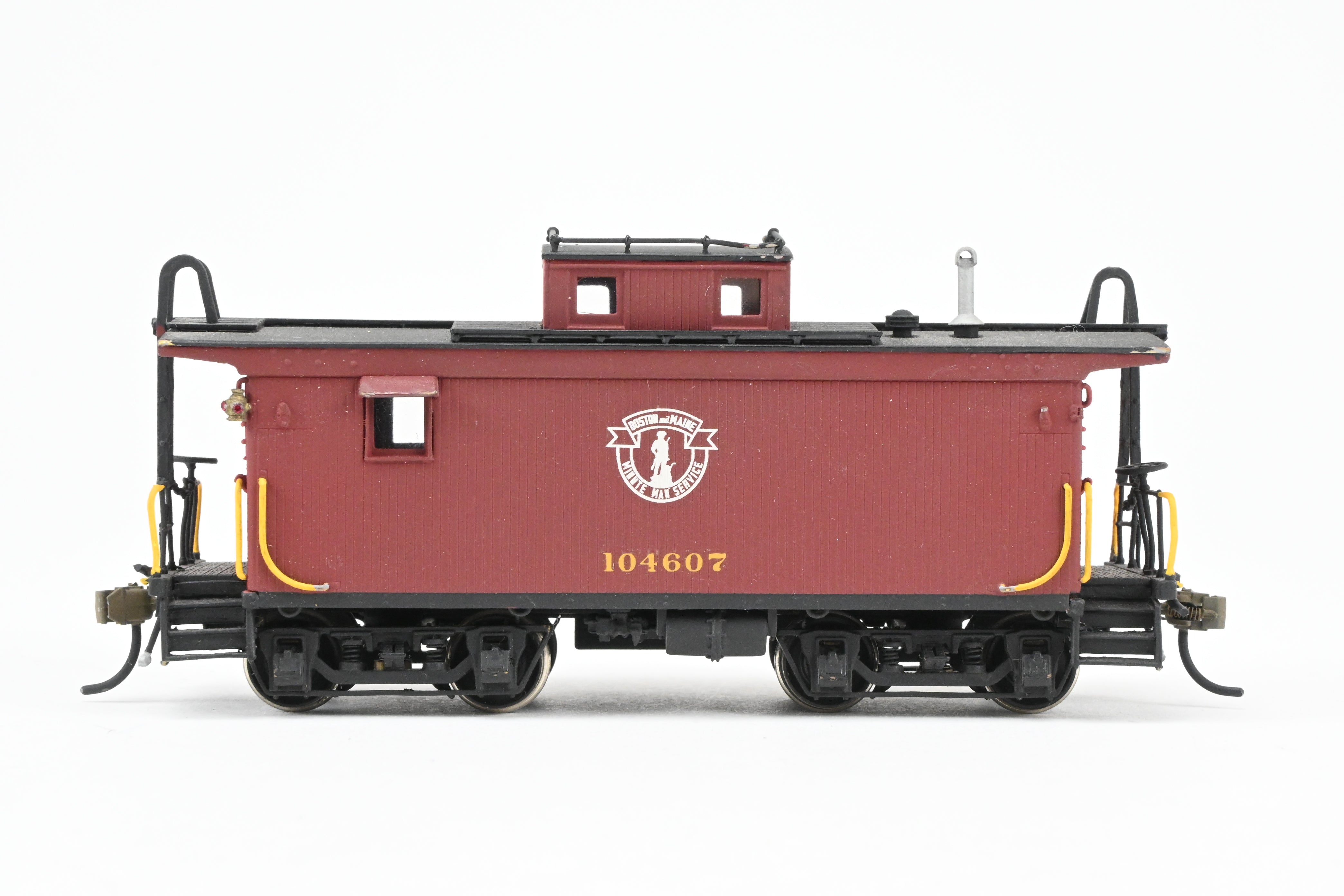 OMI Overland Models, Inc. Custom Painted B&M Boston & Maine Wood Caboose #104647