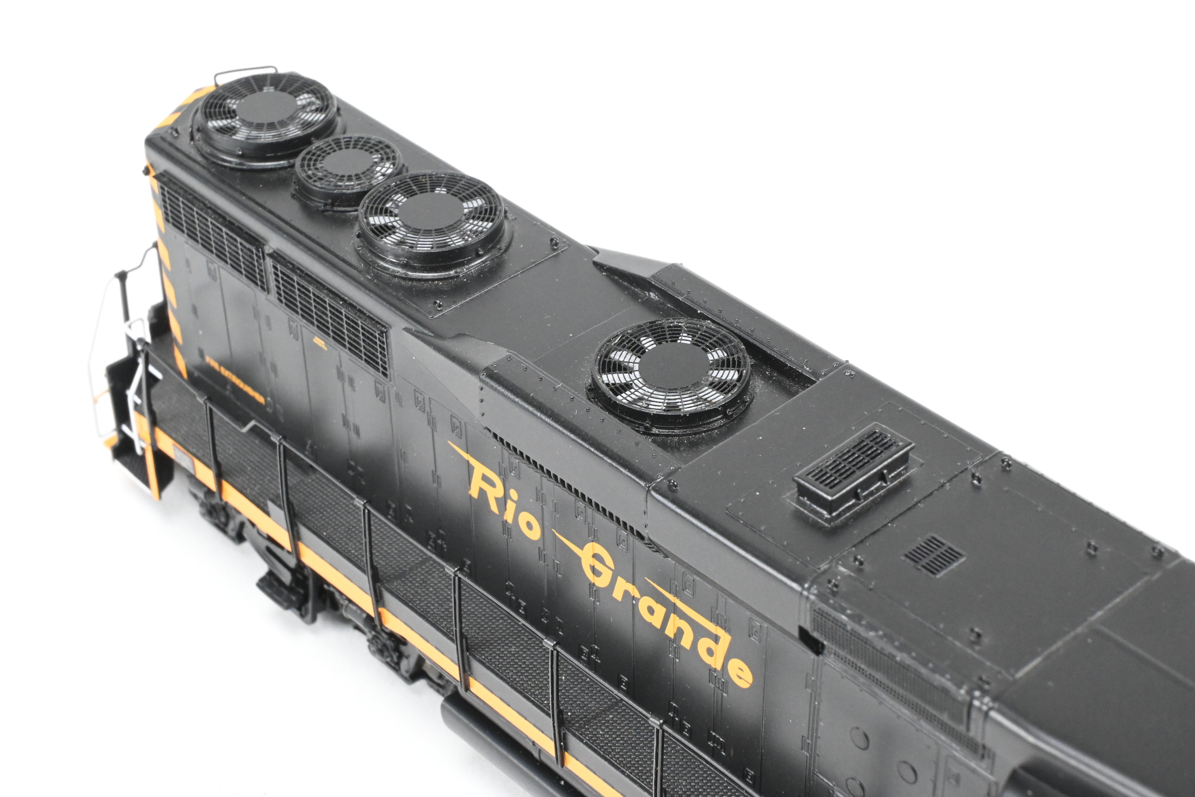 HO Scale Brass D&RGW EMD GP30 FP #3010 Black/Orange Model by Overland with DCC