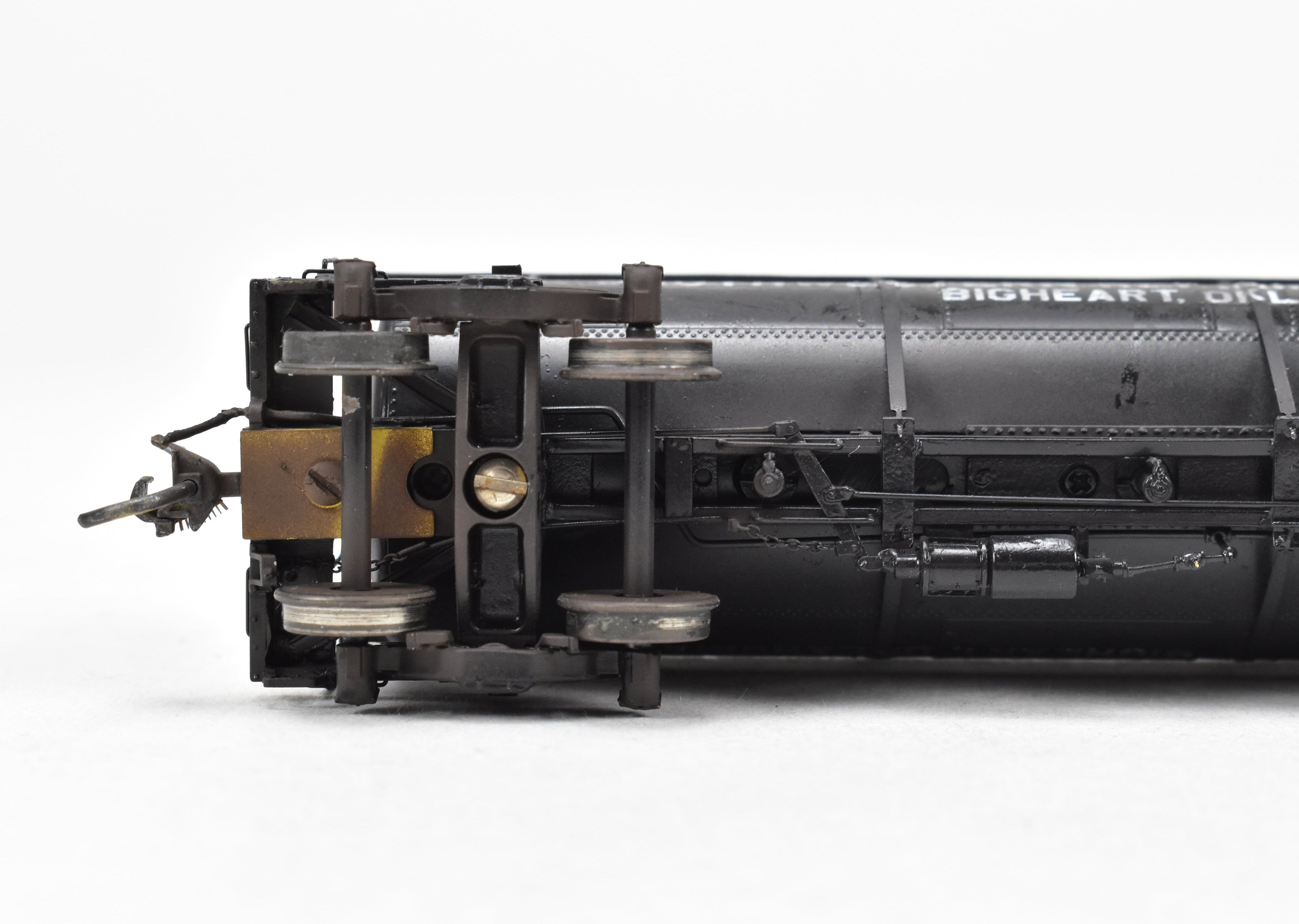 HO Scale Brass W&R - W&R Enterprises Various Roads AC&F 10,000 Gallon 3-Dome Tank Car with High Walkway for Model Railroad Collection