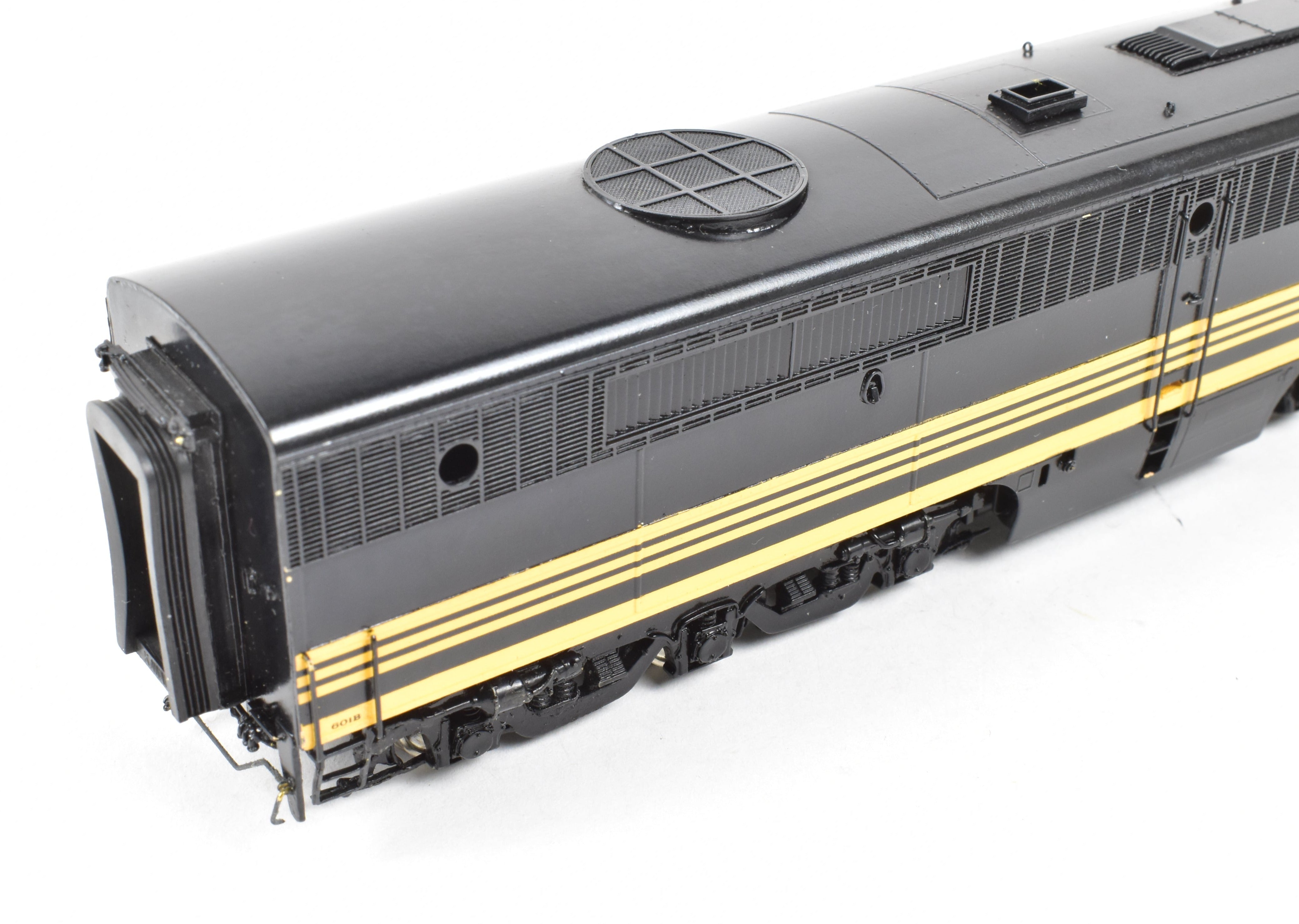 HO Scale Brass Model Train Key Imports D&RGW - Denver & Rio Grande Western Alco PA A/B/A Set Locomotive in Black and Yellow Color Scheme